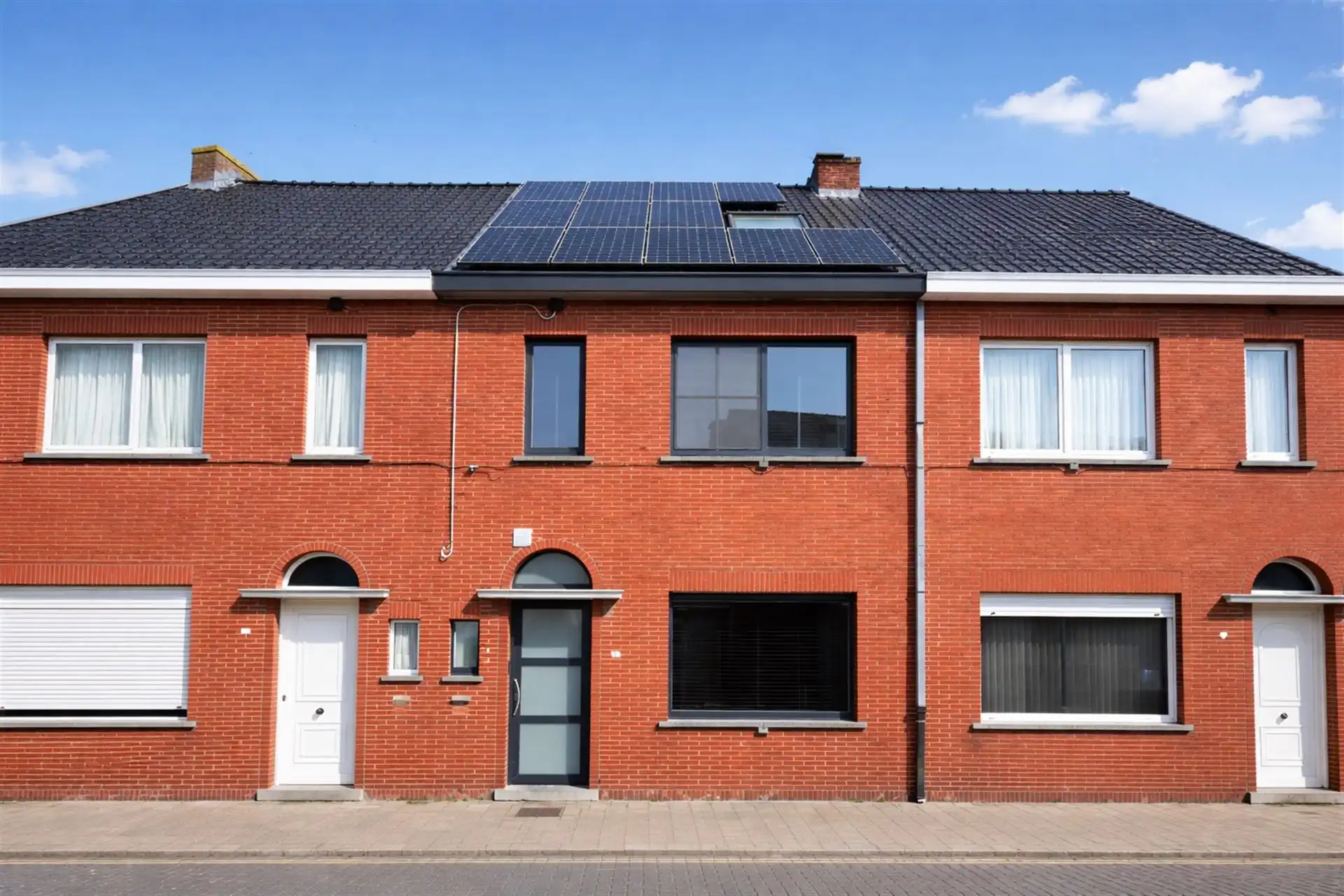 Charmante woning met moderne woonkwaliteit te Heikant foto {{pictureIndex}}