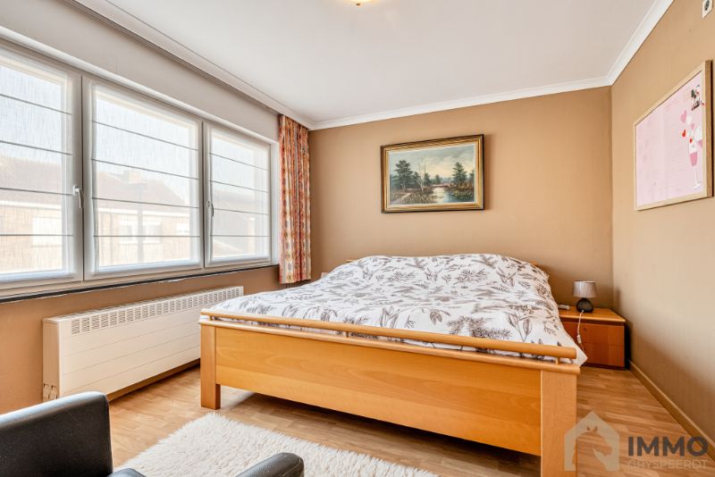 Te koop Rumbeke gezinswoning met 3 slpks, tuin, garage. foto 19