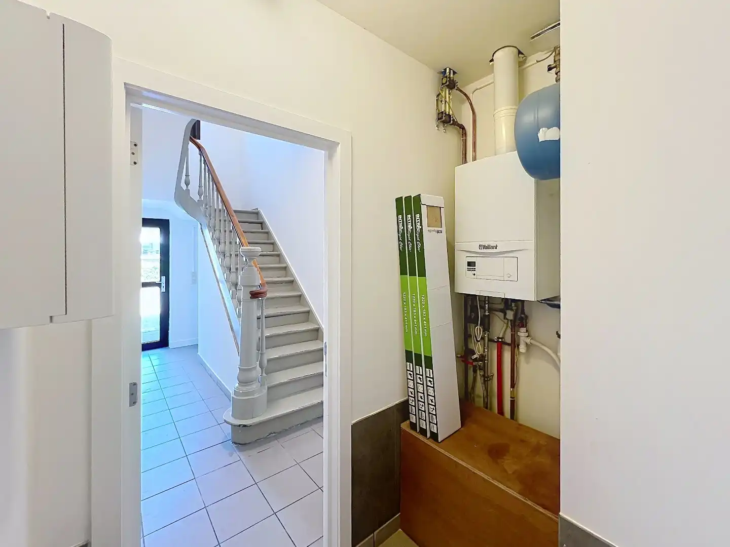 Instapklare woning met 3 slaapkamers, tuin en 2 privatieve parkeerplaatsen foto 19