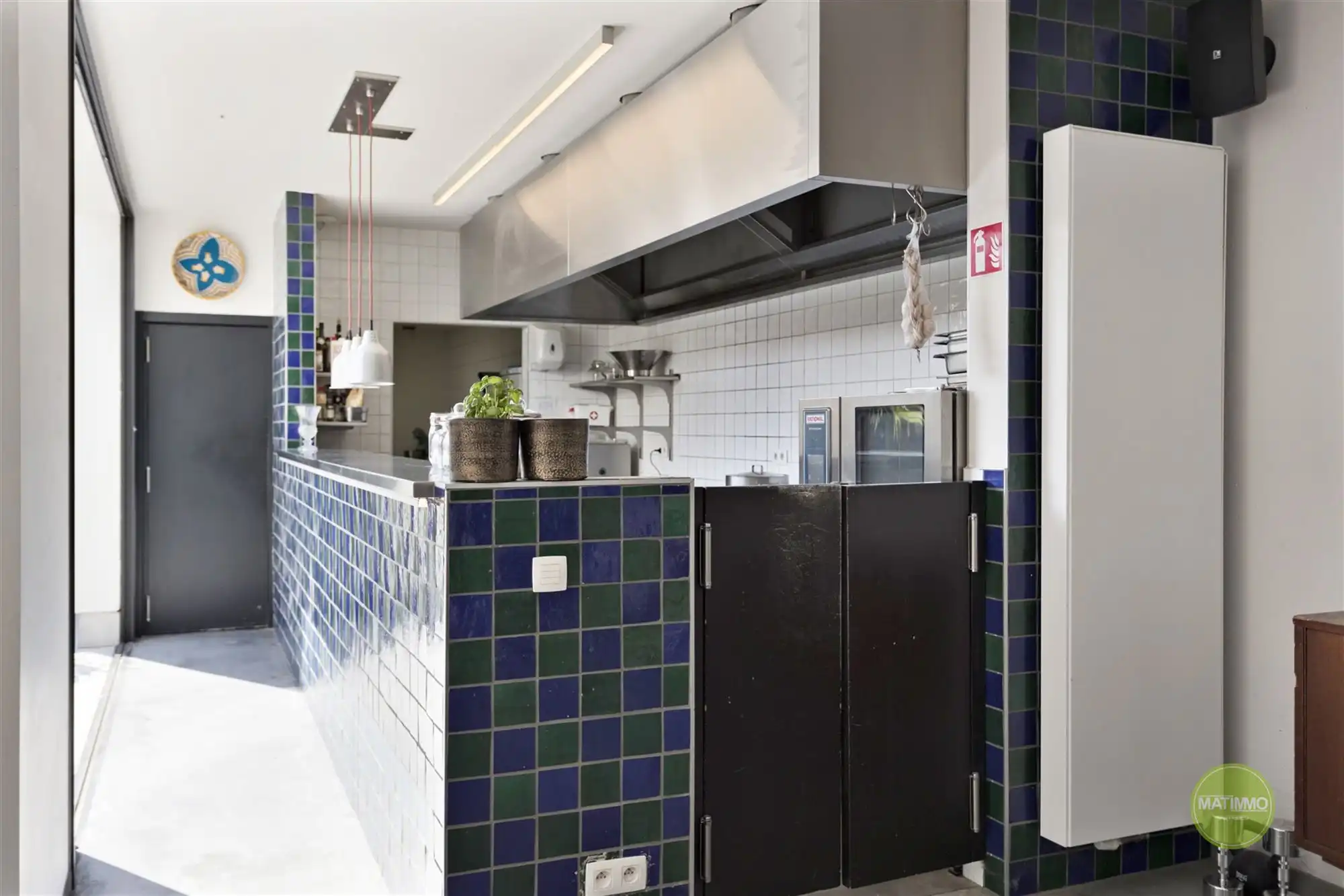 Authentiek handelspand in het hart van Mol foto 10