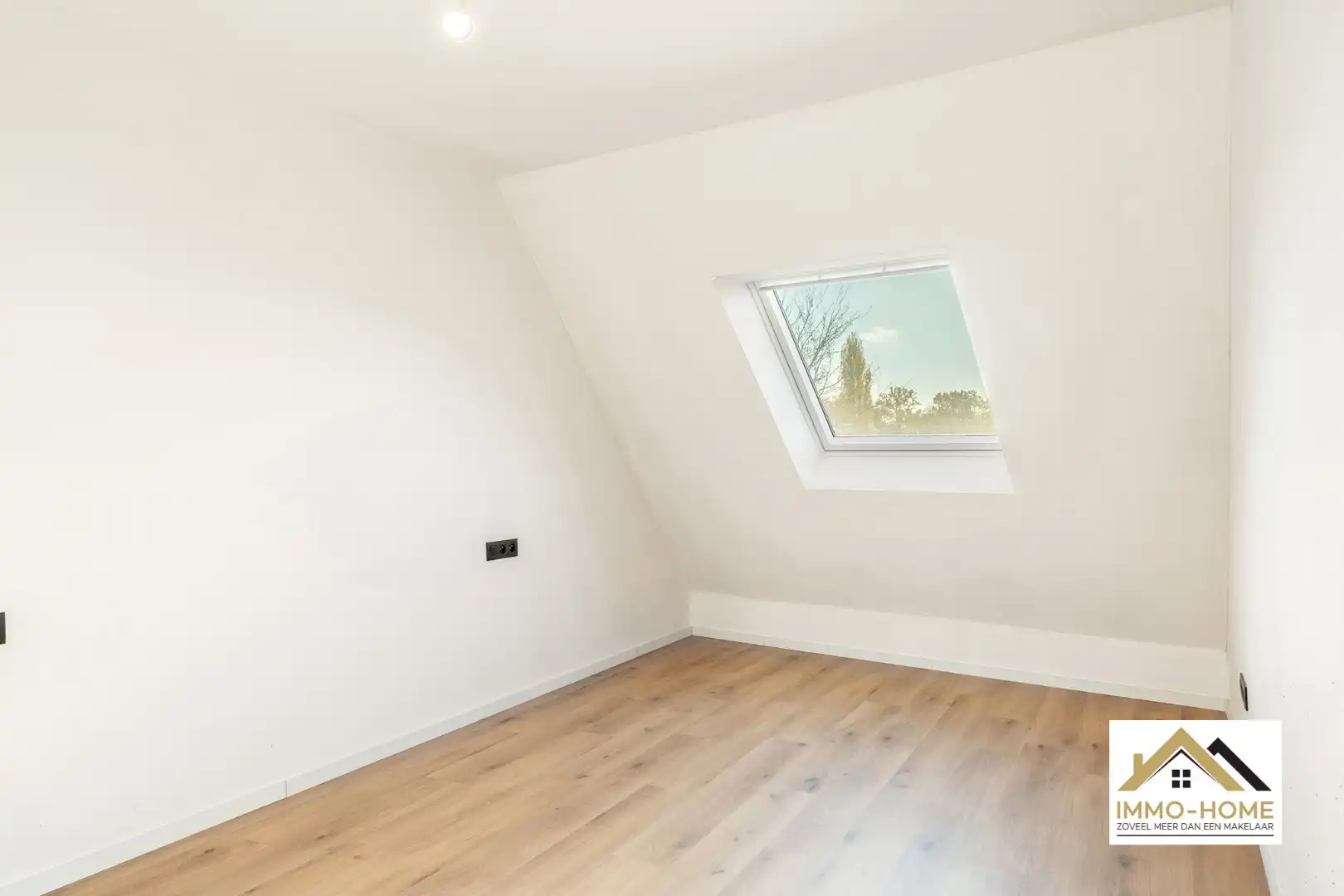 Nieuwbouw energiezuinig appartement met  4 slaapkamers! foto 13