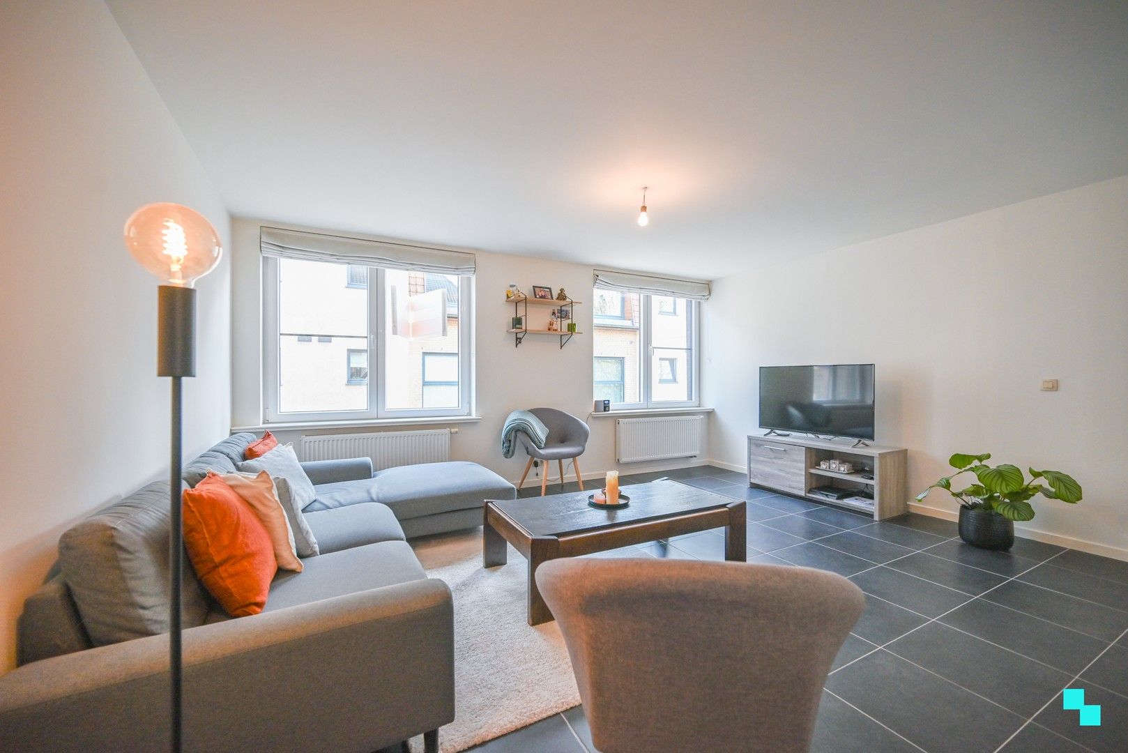 Volledig instapklaar duplex appartement in hartje Deerlijk foto 3