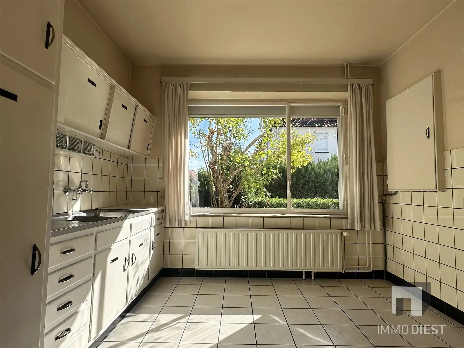 Woning op toplocatie! 3 slpks, tuin en garage foto 16