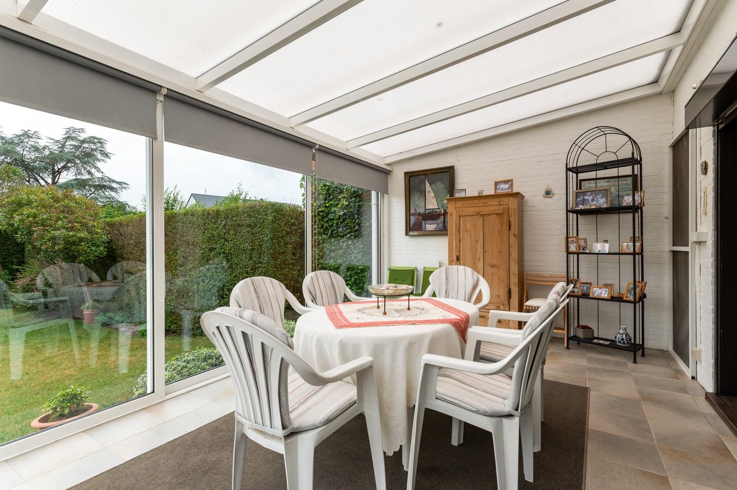 Perfect onderhouden doch deels te renoveren HOB met drie slaapkamers en tuin in Mol! foto 6