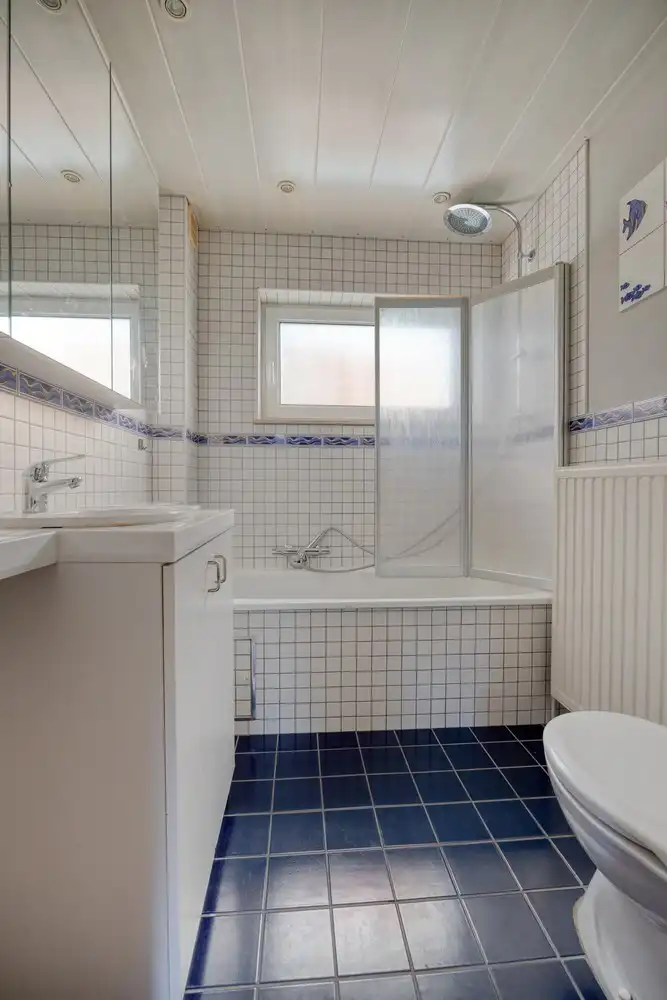 Rustig gelegen halfopen bebouwing met 3 slaapkamers, veranda en garage in Houthalen-Helchteren foto 23