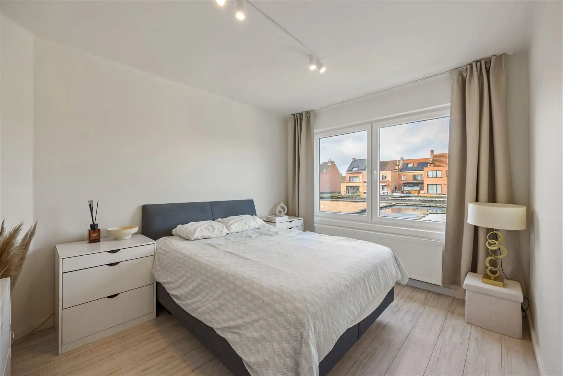 Instapklare woning met 3 slpk's op een TOPlocatie te Schoten! foto 9