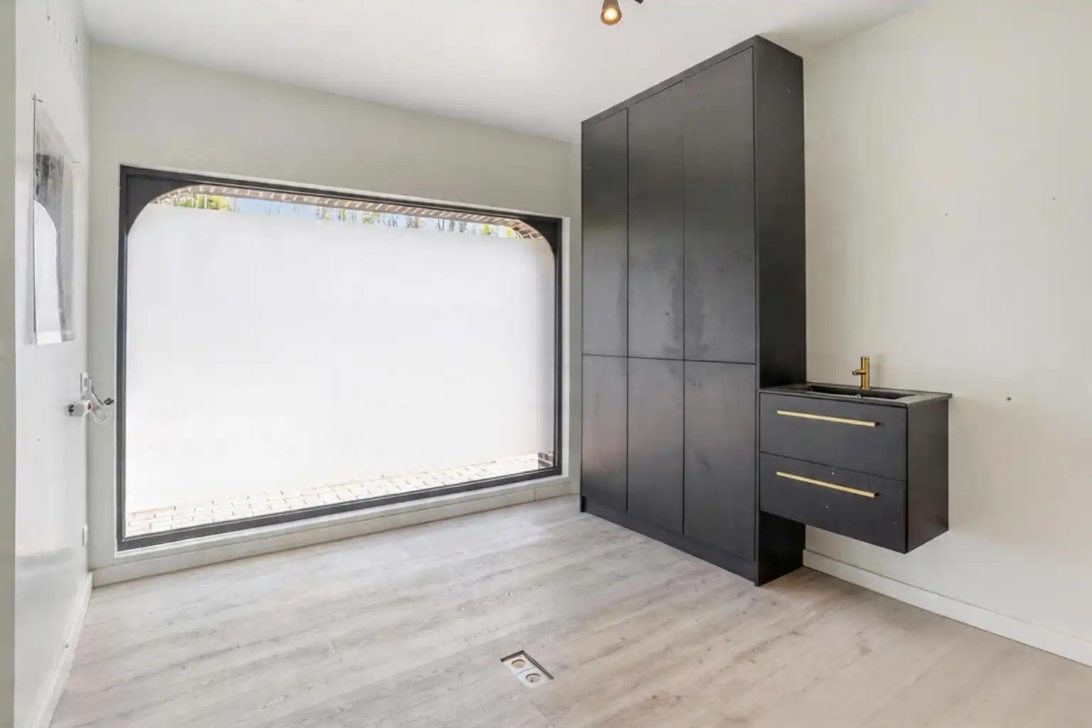 RUIME WONING MET TUIN IN BOUTERSEM foto 10