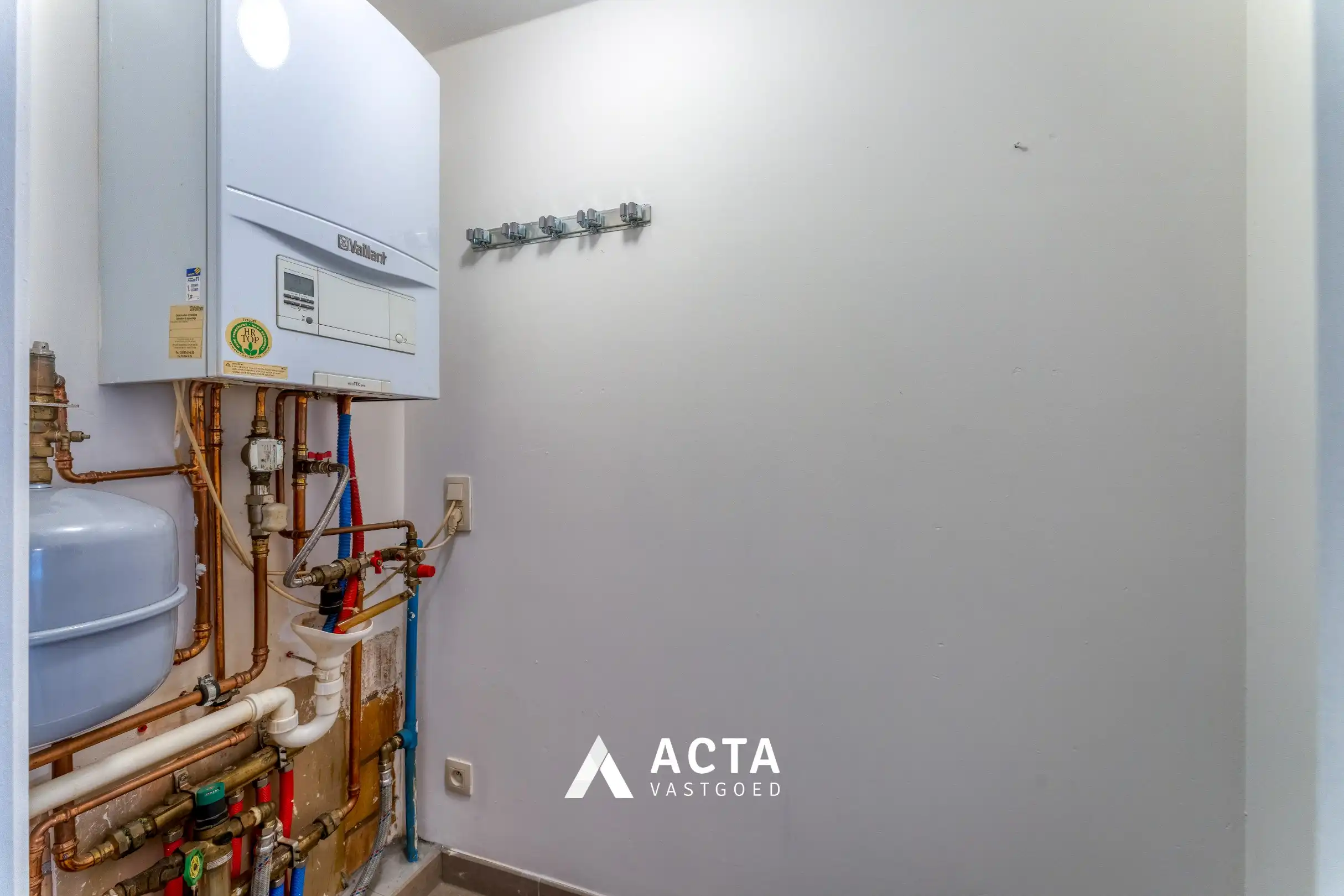 Recent appartement met twee slaapkamers aan het Leopoldpark! foto 14