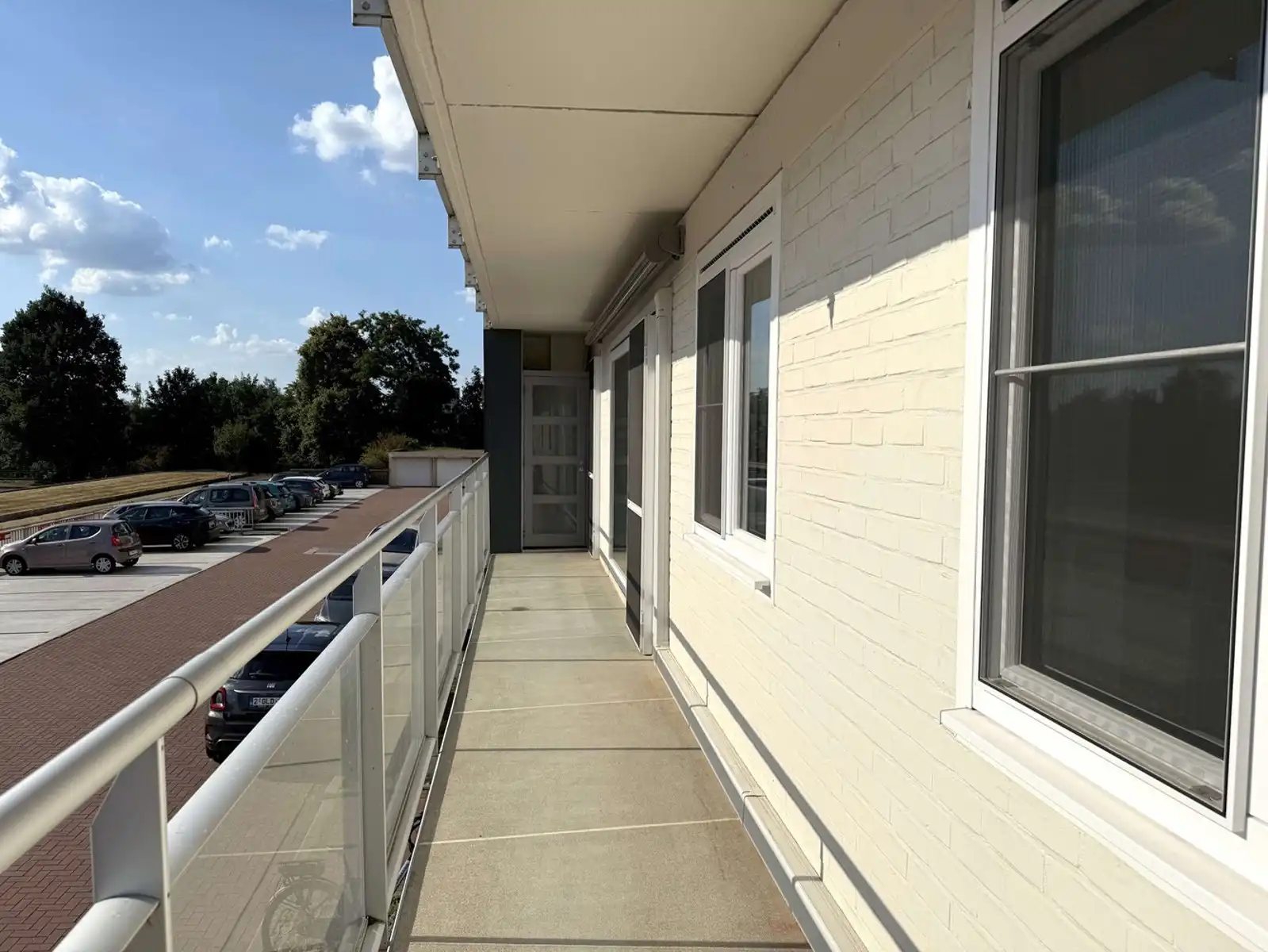 Volledig gerenoveerd appartement met 2 slaapkamers en ruim zonneterras te huur in Heverlee (Leuven) foto 6