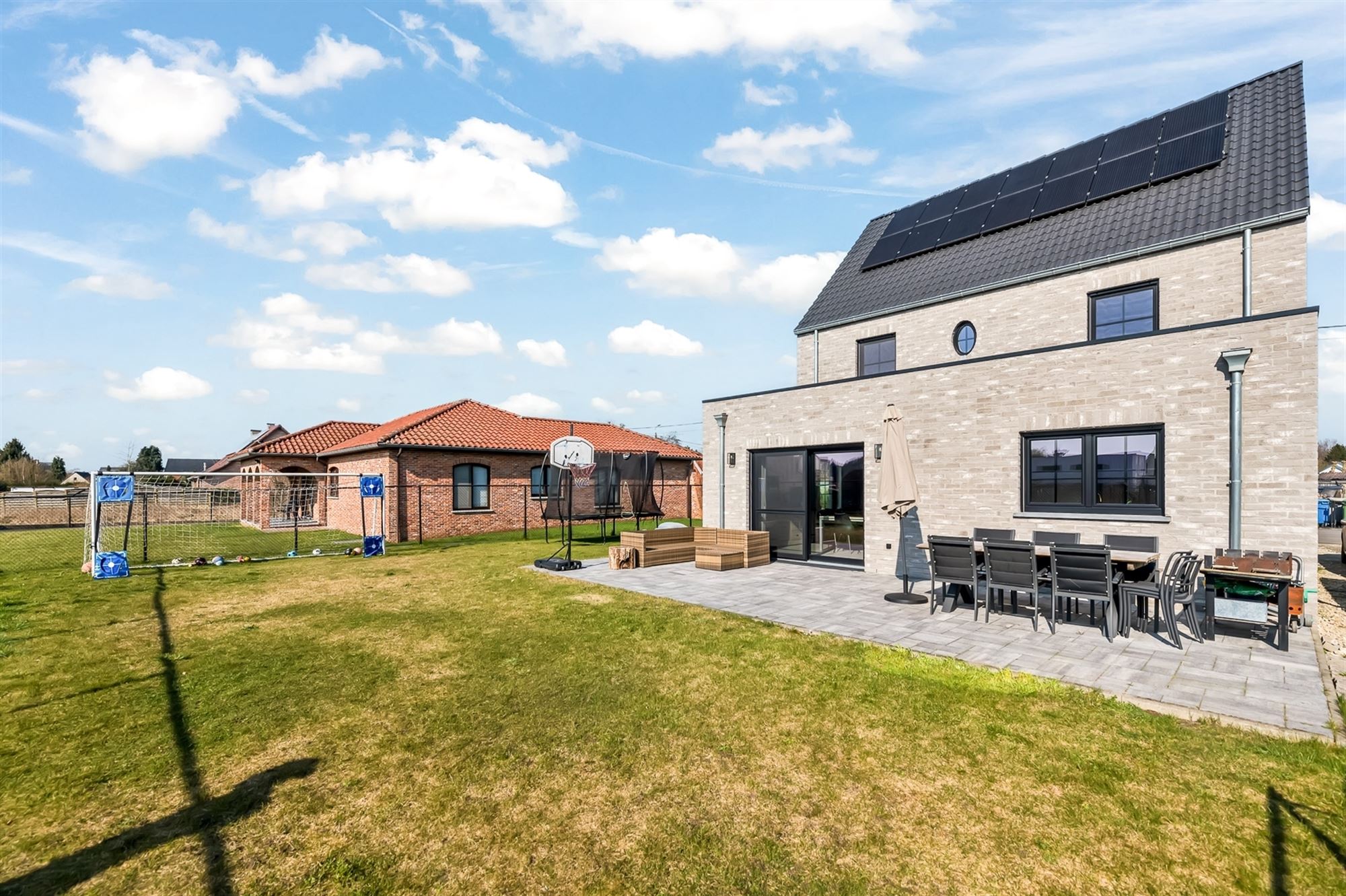 ZEER RECENTE, RUIME EN ENERGIEZUINIGE WONING foto 27