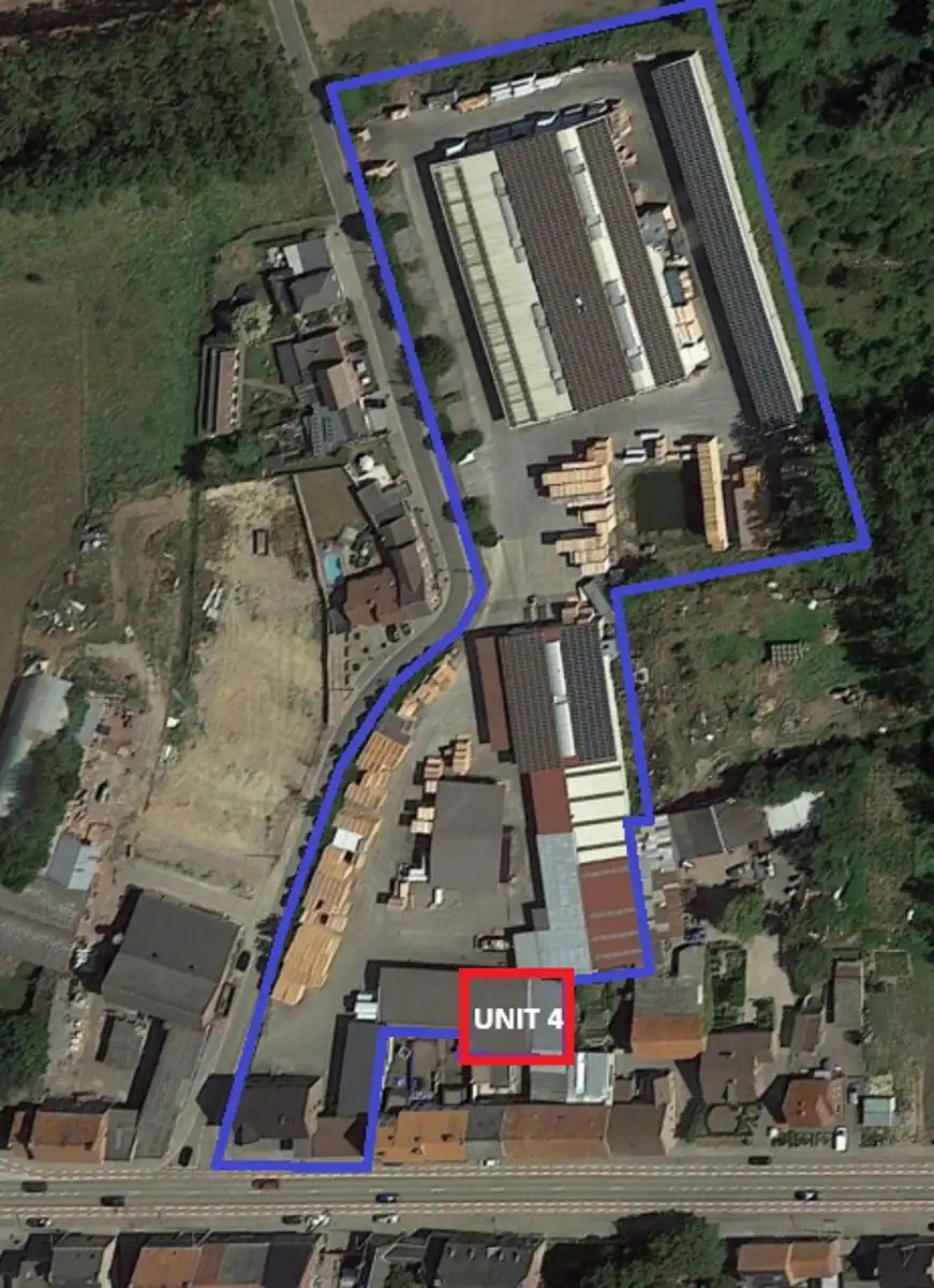 Unit 4 : gesloten loods met afdak foto {{pictureIndex}}