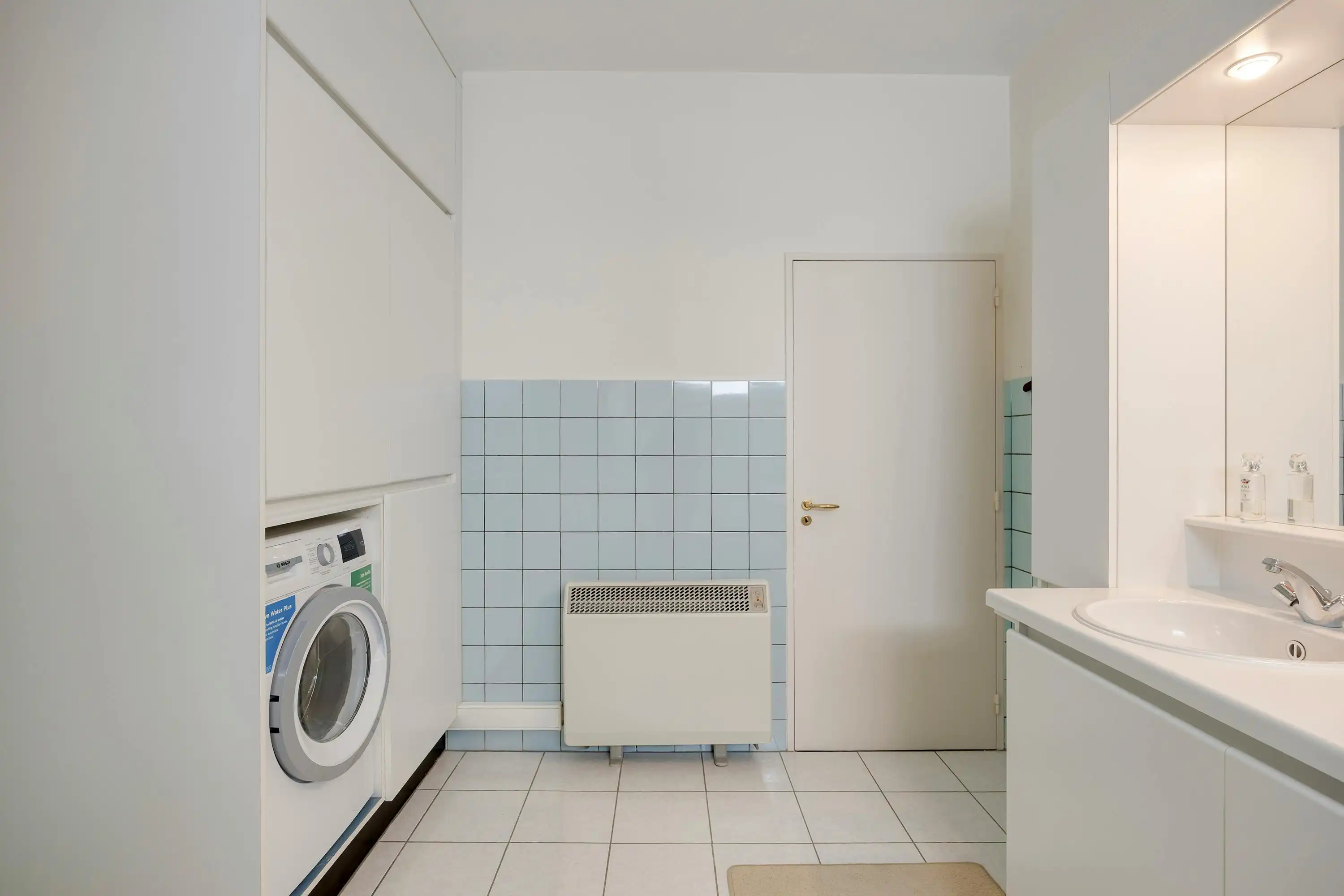 Zeer ruim en uniek appartement (214m²) te koop Linkeroever foto 15