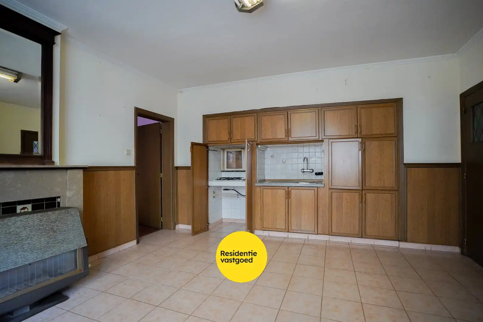 Karaktervolle hoekwoning op topligging in hartje Brugge foto 4