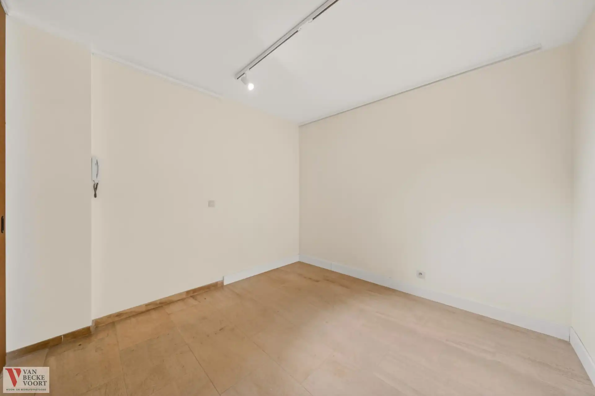 Handelspand 180m² foto 9