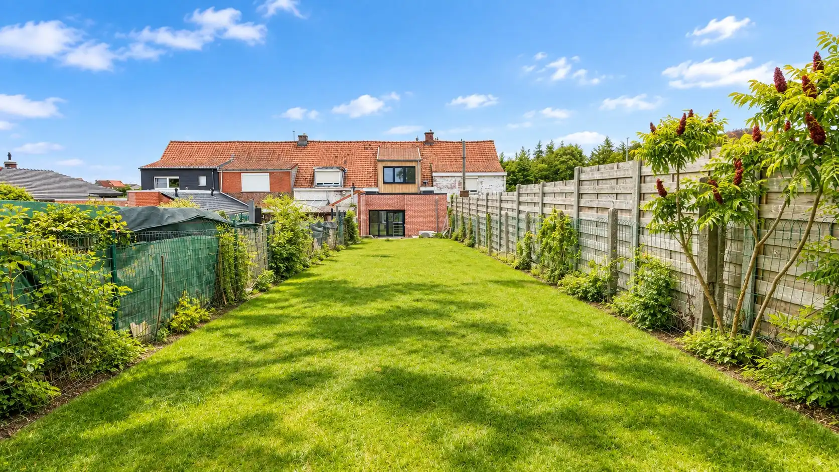 VOLLEDIG GERENOVEERDE, ENERGIEZUINIGE WONING MET ZONNIGE TUIN EN PRACHTIG OPEN ZICHT foto 18