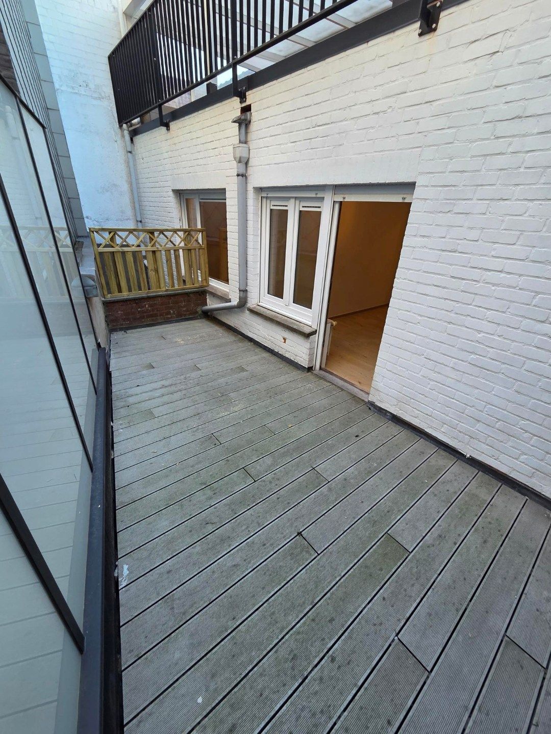 Verzorgd appartement met 2 slaapkamers in Veurne foto 11