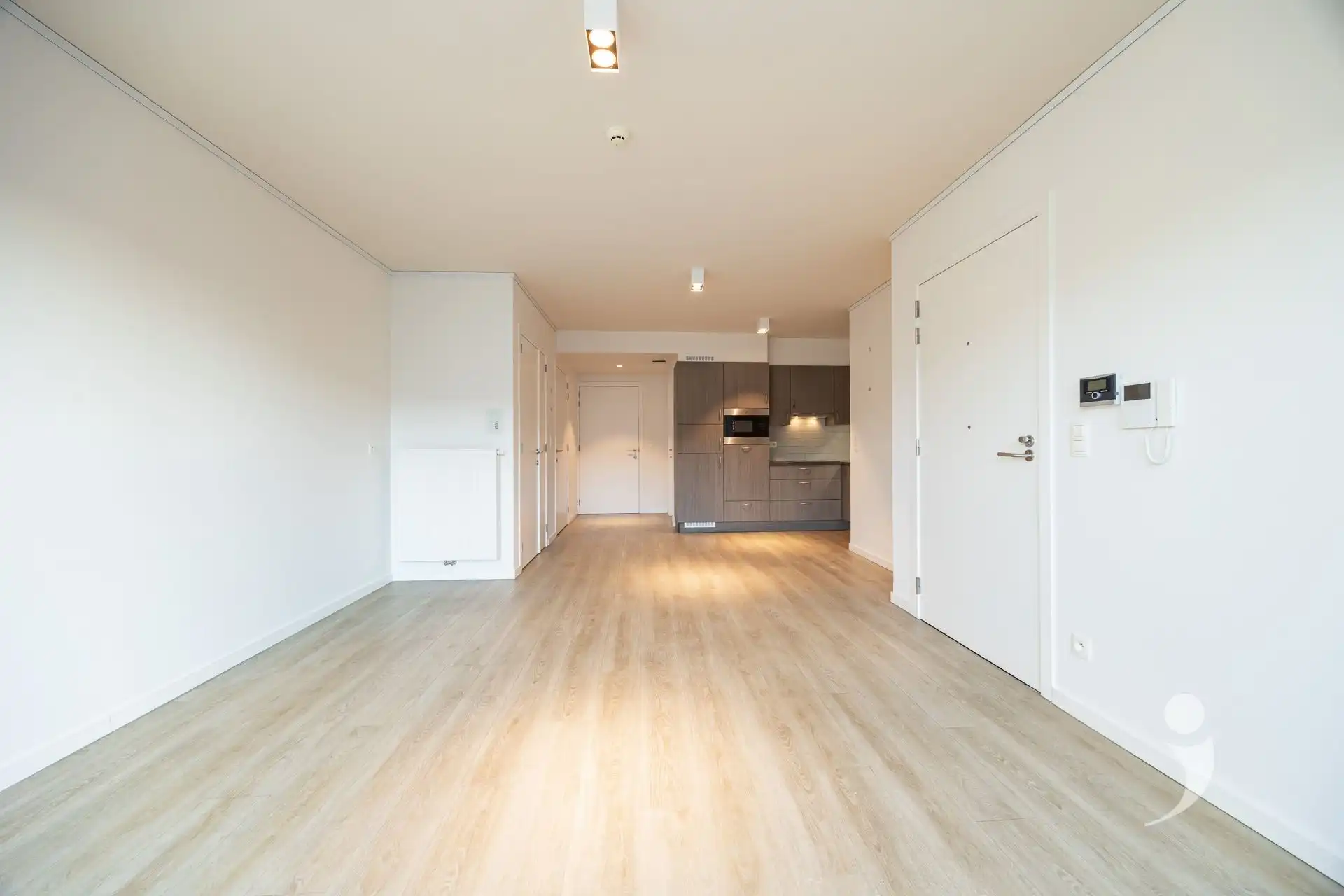 Ruime assistentiewoning met zuidgericht terras foto 11