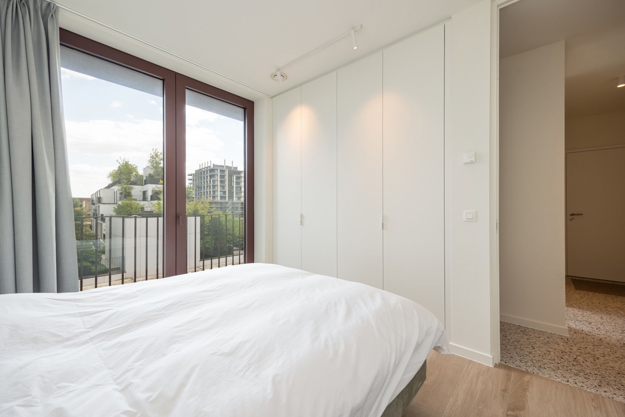 ANTWERPEN-ZUID - Tweeslaapkamer appartement met royale terrassen foto 7