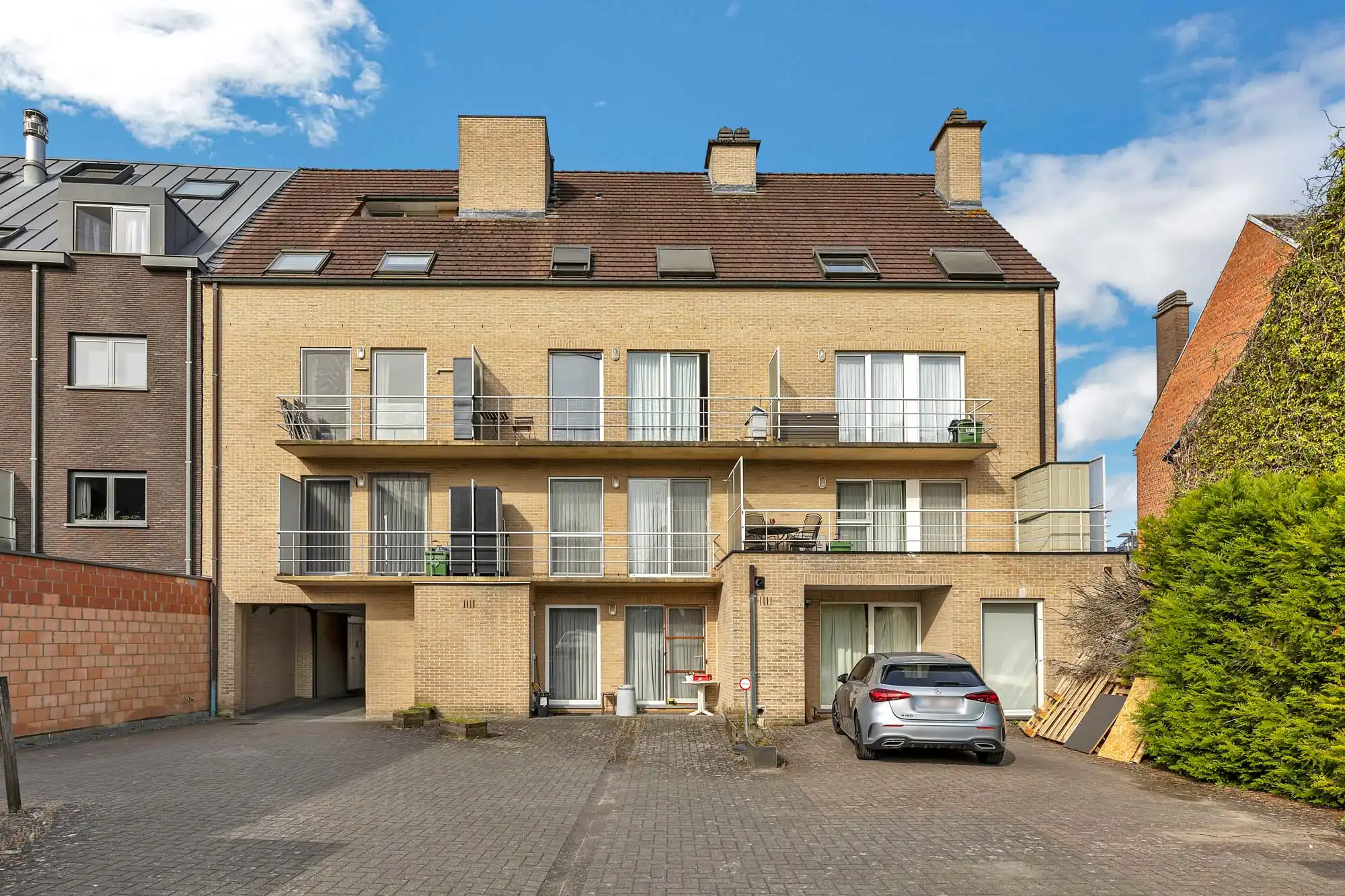 Instapklaar, centraal gelegen appartement met garage foto 20