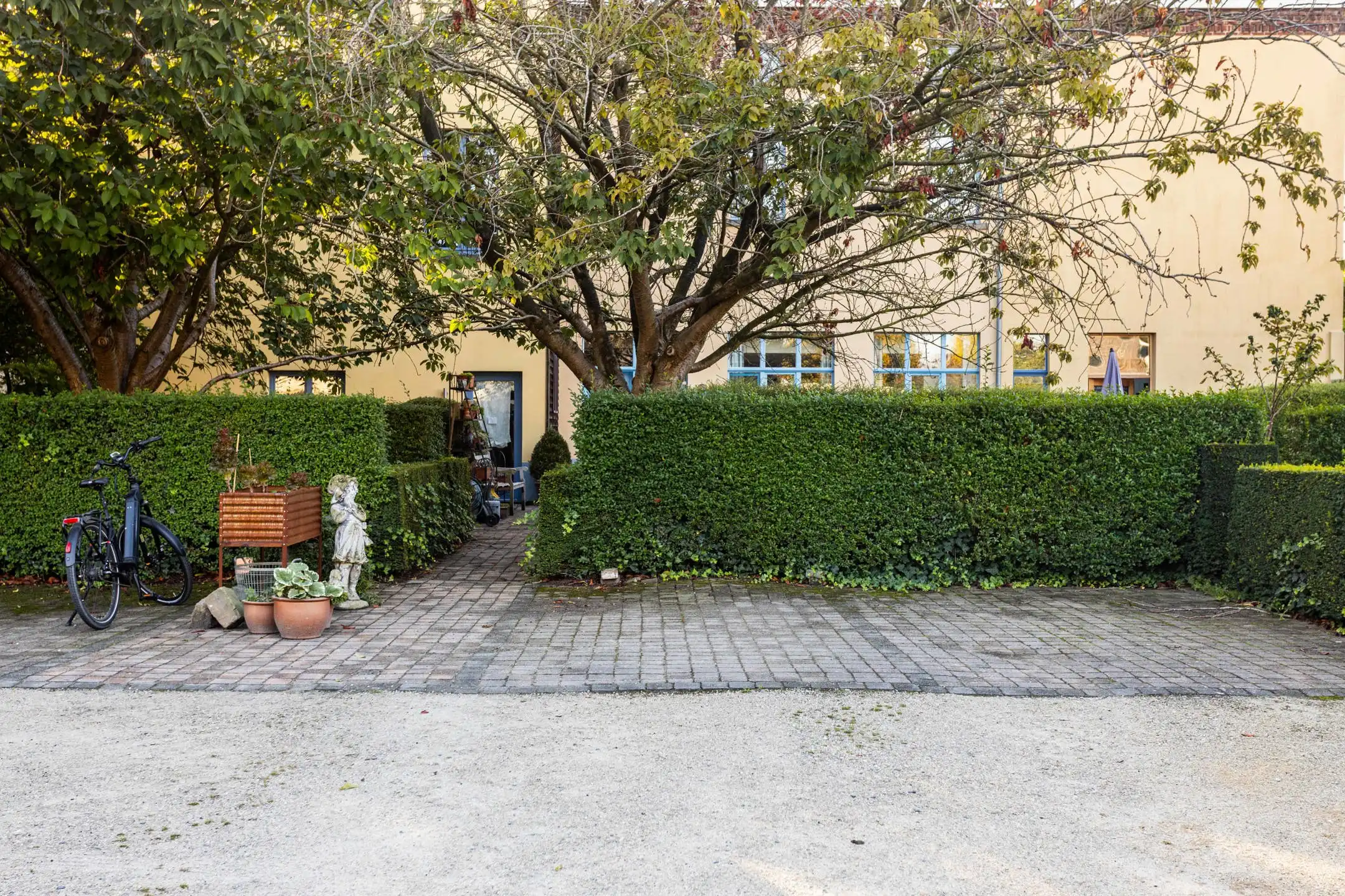 Authentiek gerenoveerde woning met garage in Mater dorp foto 19