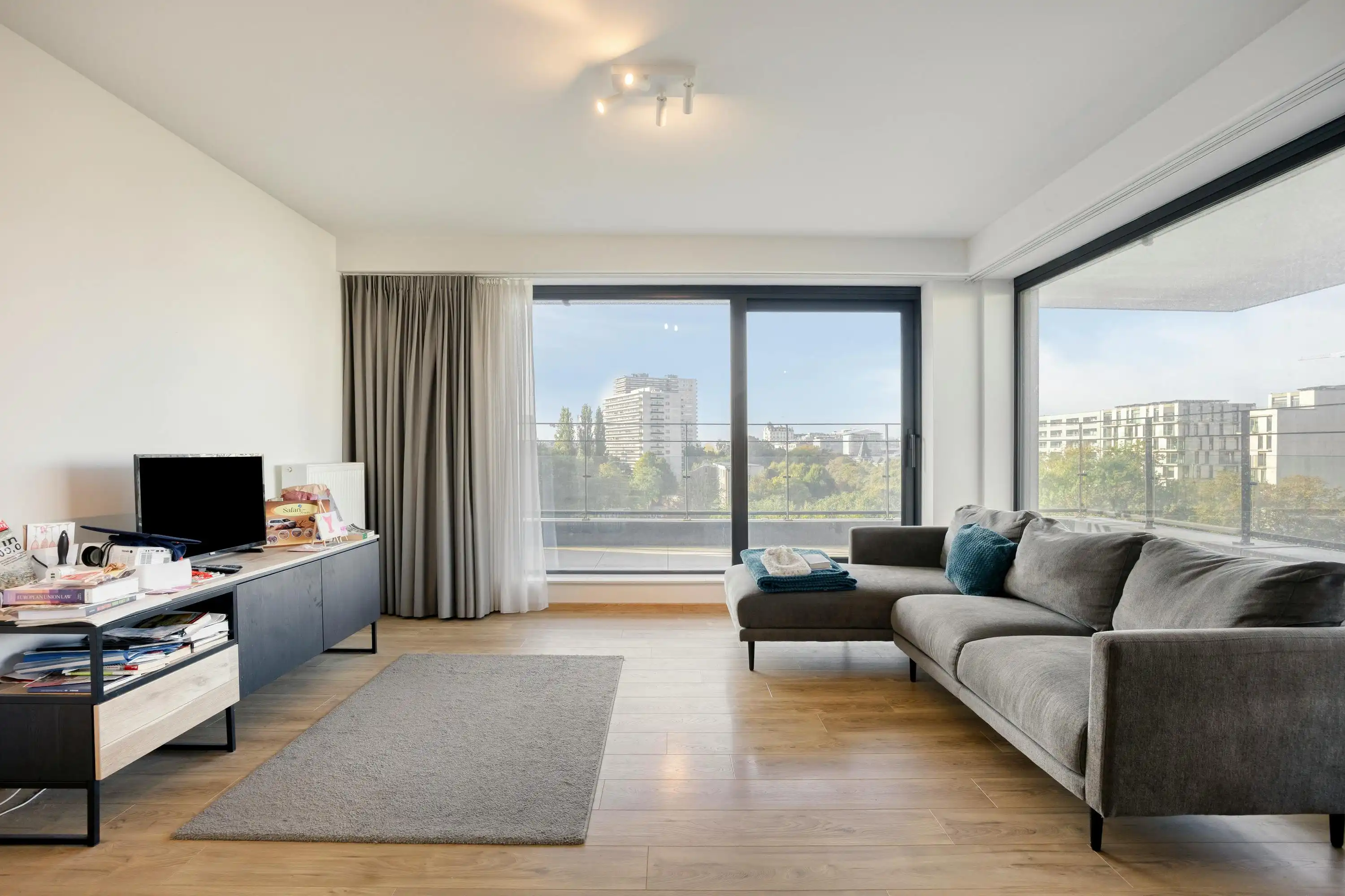 Appartement gelegen op wandelafstand van site Tour&Taxis foto 3