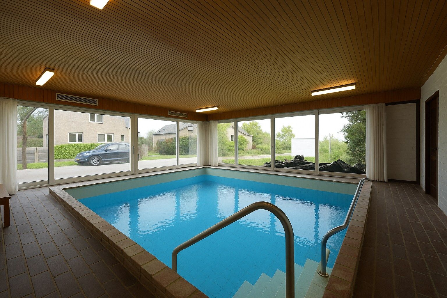 Goed gelegen kantoorruimte / praktijkruimte met woonst te Oostduinkerke op 749m². foto 6