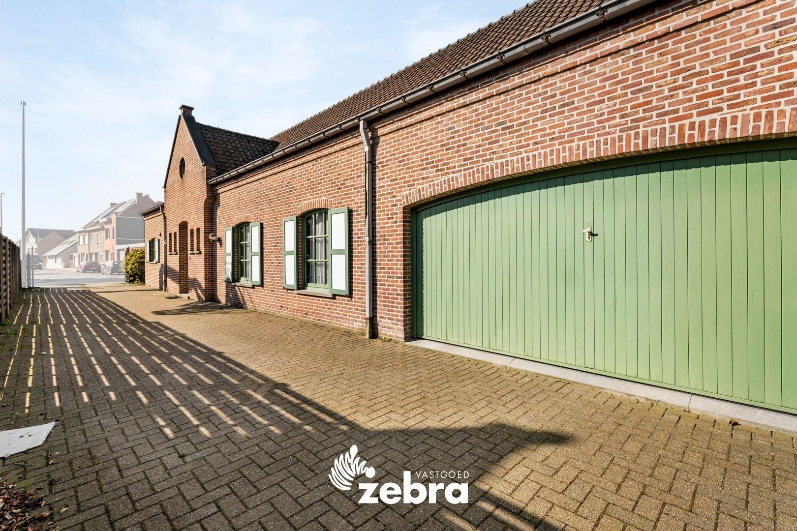 Charmante te renoveren villa met saunahuis in Izegem! foto 28