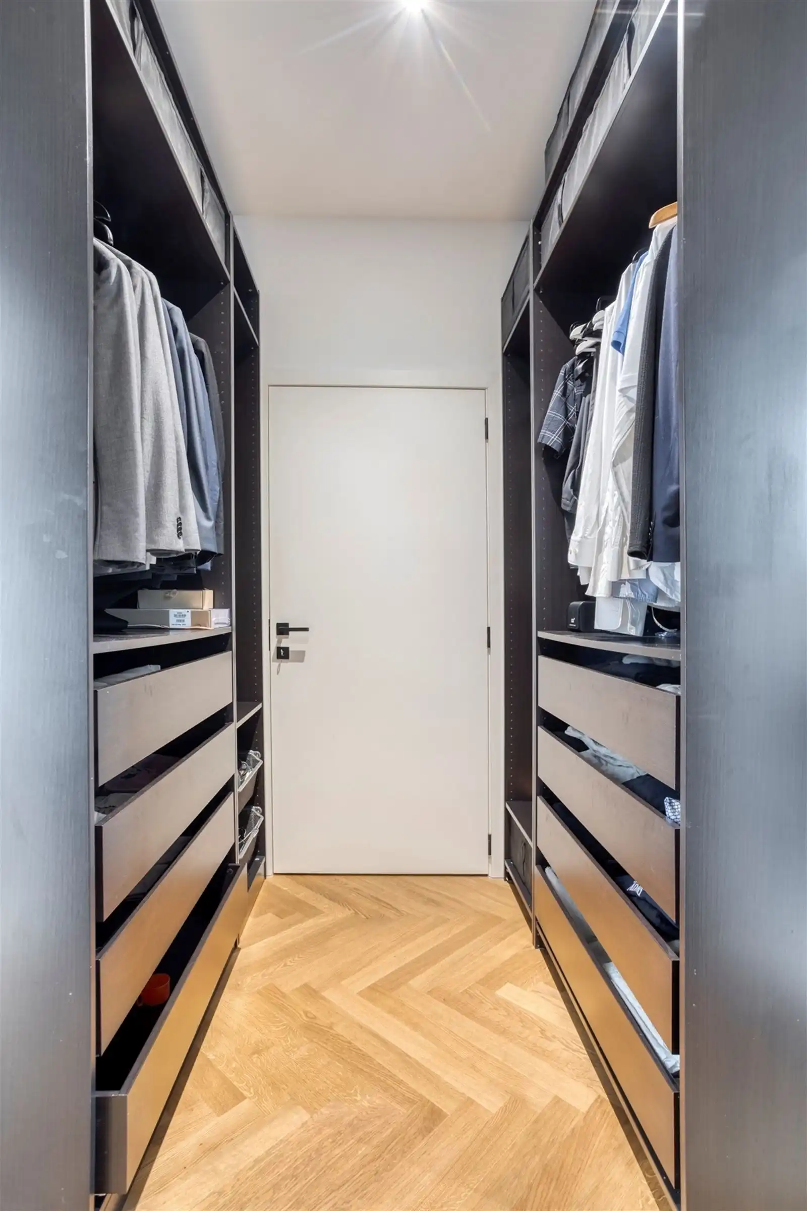 Antwerp: kom langs en laat je verassen door deze uitzonderlijke woning foto 14