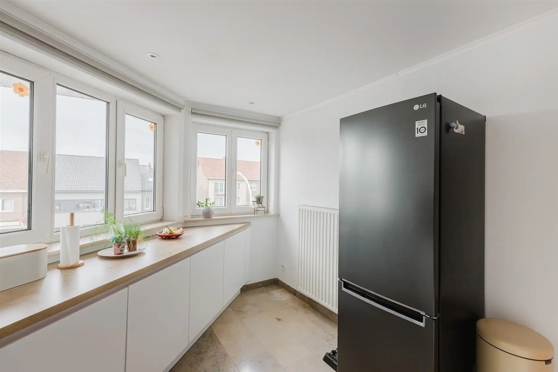 Fijn instap-klaar twee slaapkamer appartement in Wetteren centrum foto 14