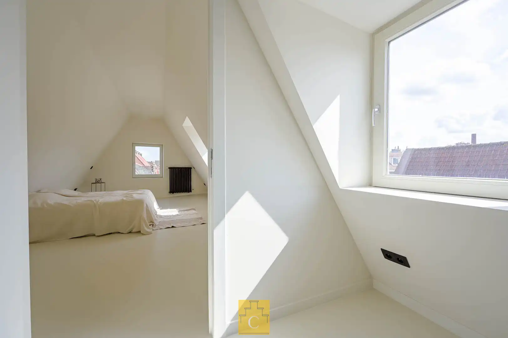 hippe eigentijds gerenoveerde hoekwoning met 2 garages en zonnige stadstuin in de gegeerde Sint-Annawijk foto 18