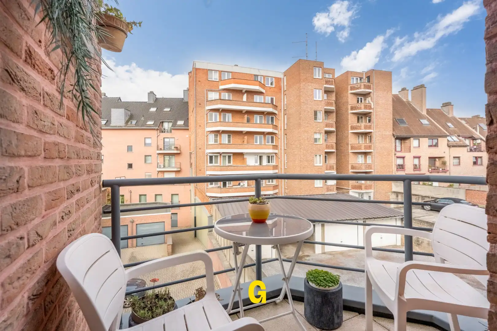 Netjes verzorgd duplex appartement met drie slaapkamers en standplaats op wandelafstand van de markt foto 15