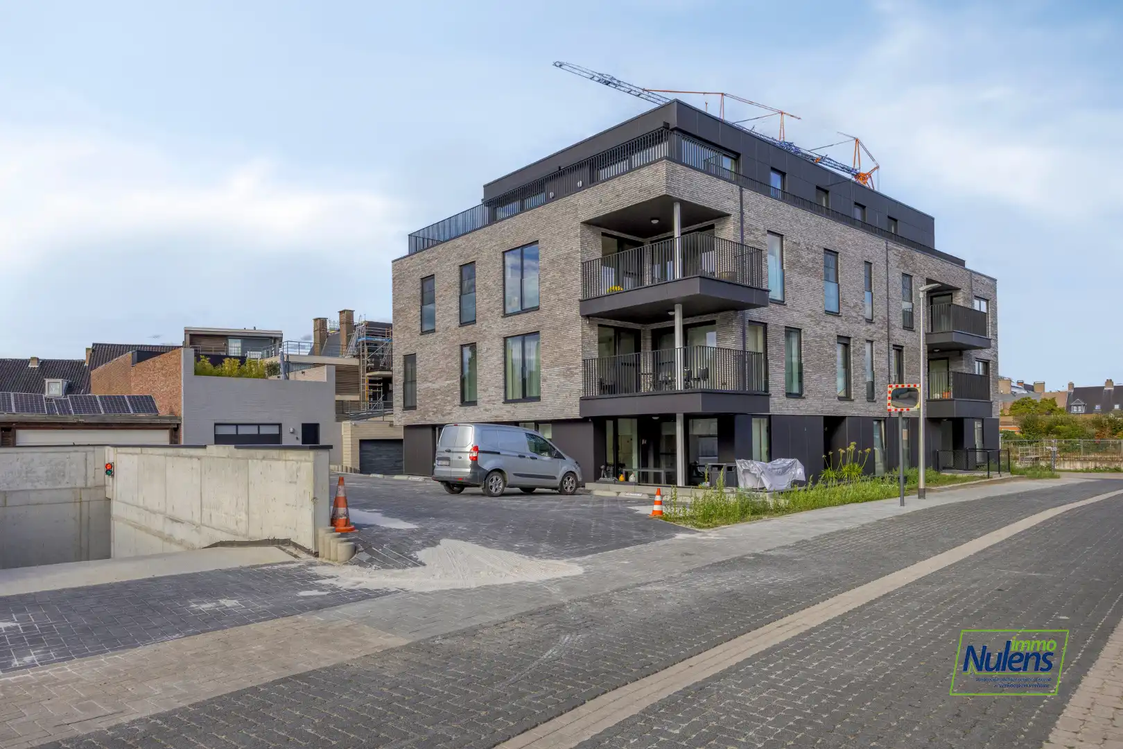 Stijlvol nieuwbouwappartement met 2 slaapkamers en zonnig terras in hartje Lanaken! foto 23