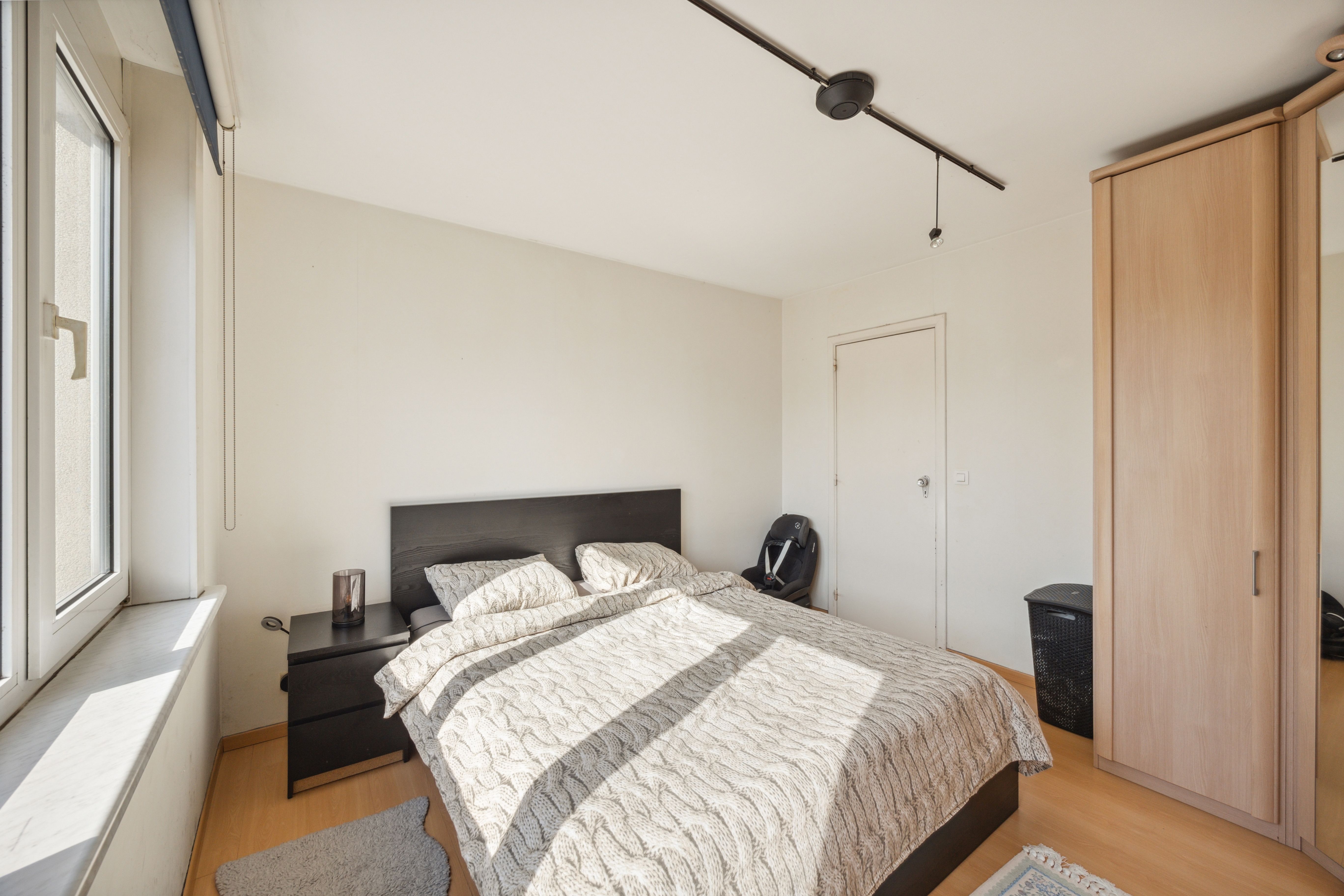Verzorgd twee slaapkamer appartement op goede locatie in Deurne! foto 9