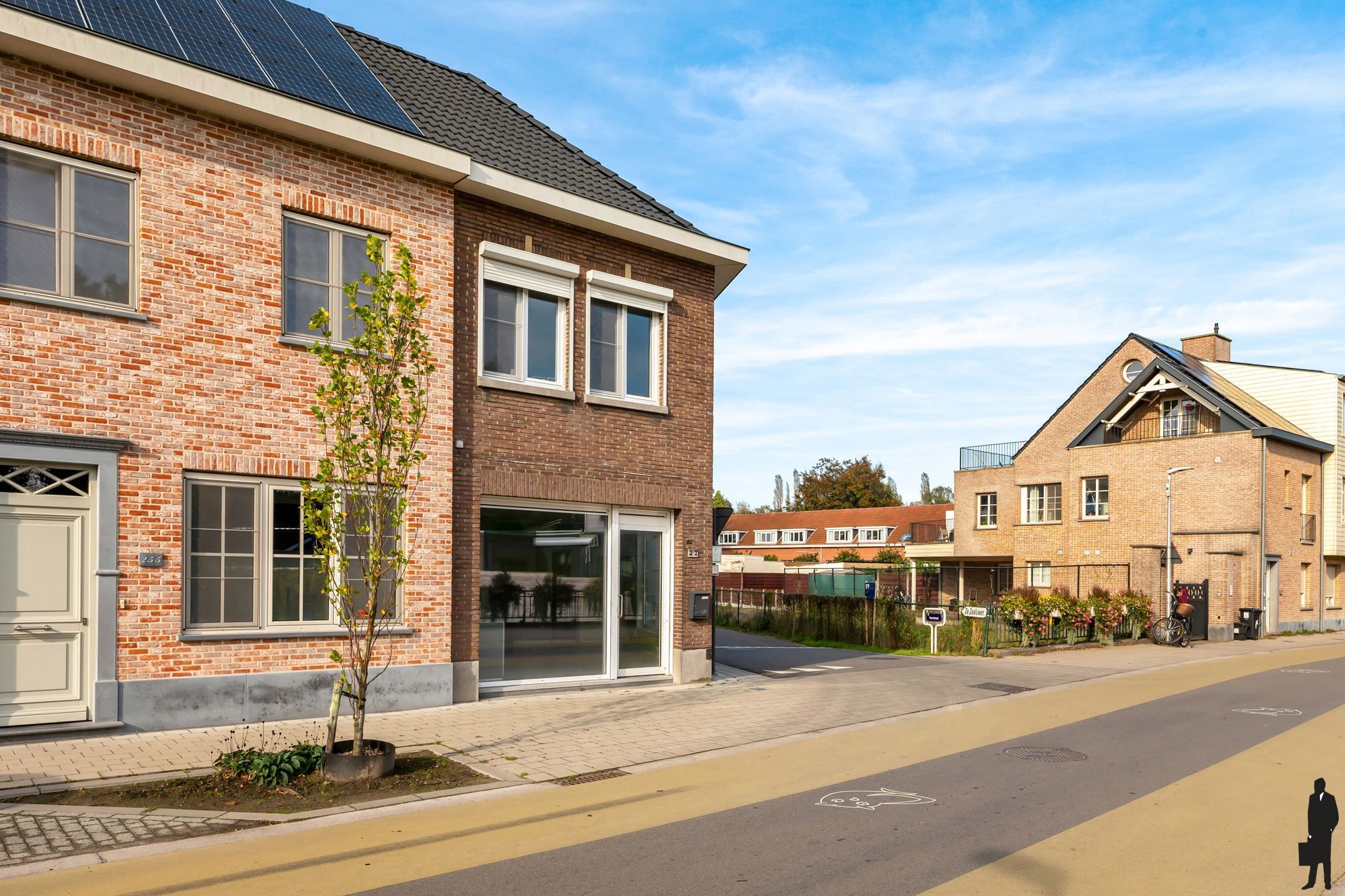Ruim appartement met mogelijkheid tot kantoor/vrij beroep! foto 20