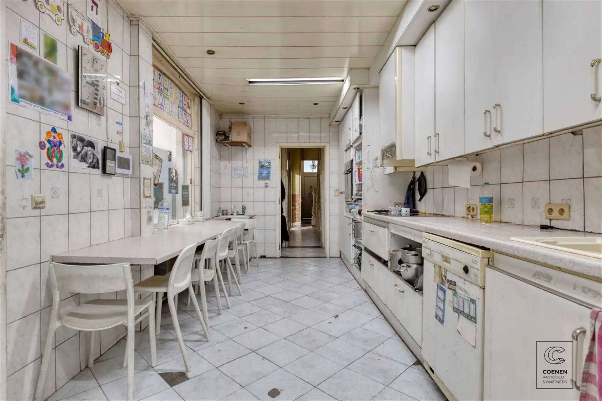 Te renoveren herenwoning met een bew. opp. van 248m²! foto 9