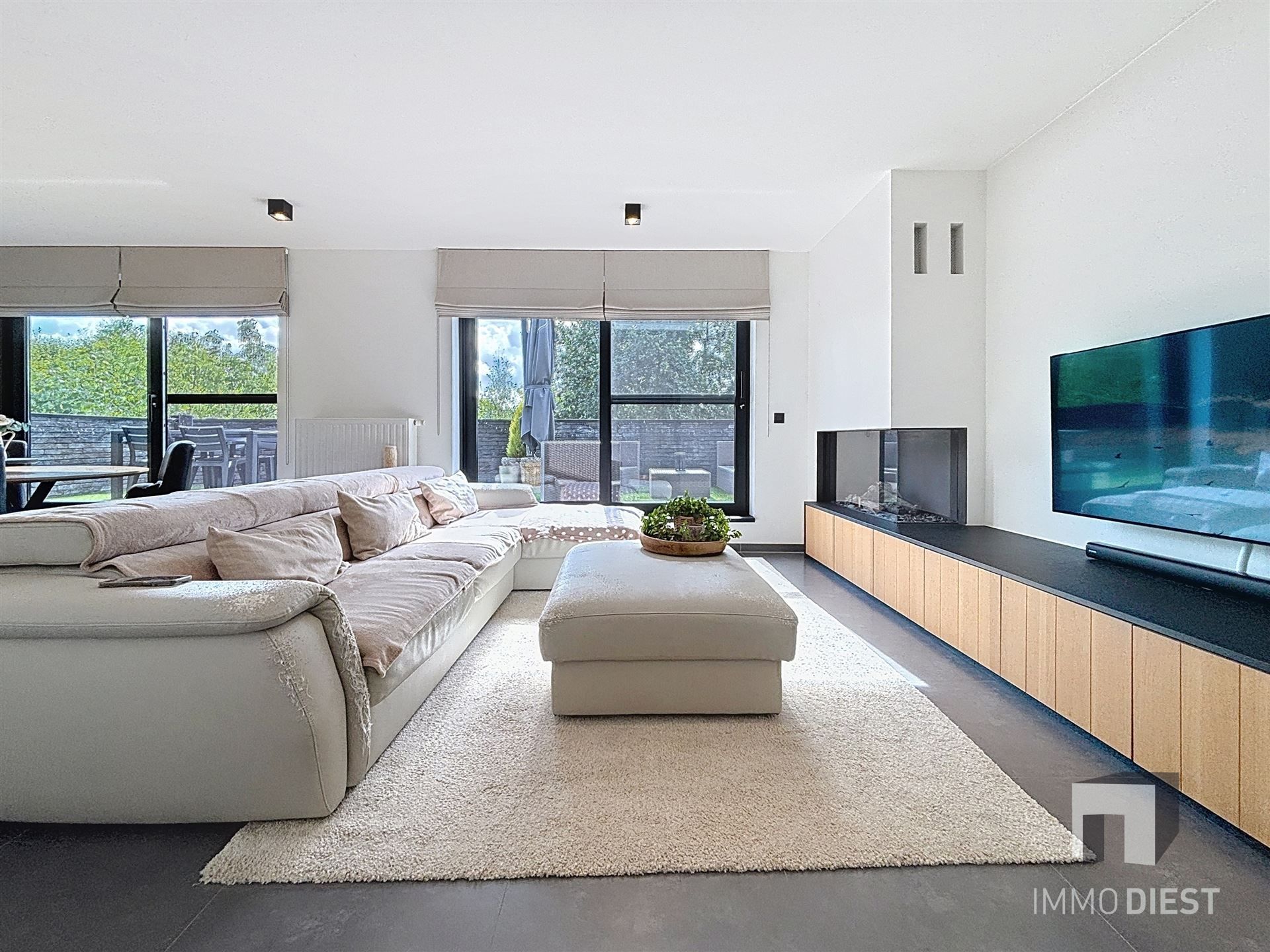 Modern duplex appartement met 3 slpkmrs foto 2