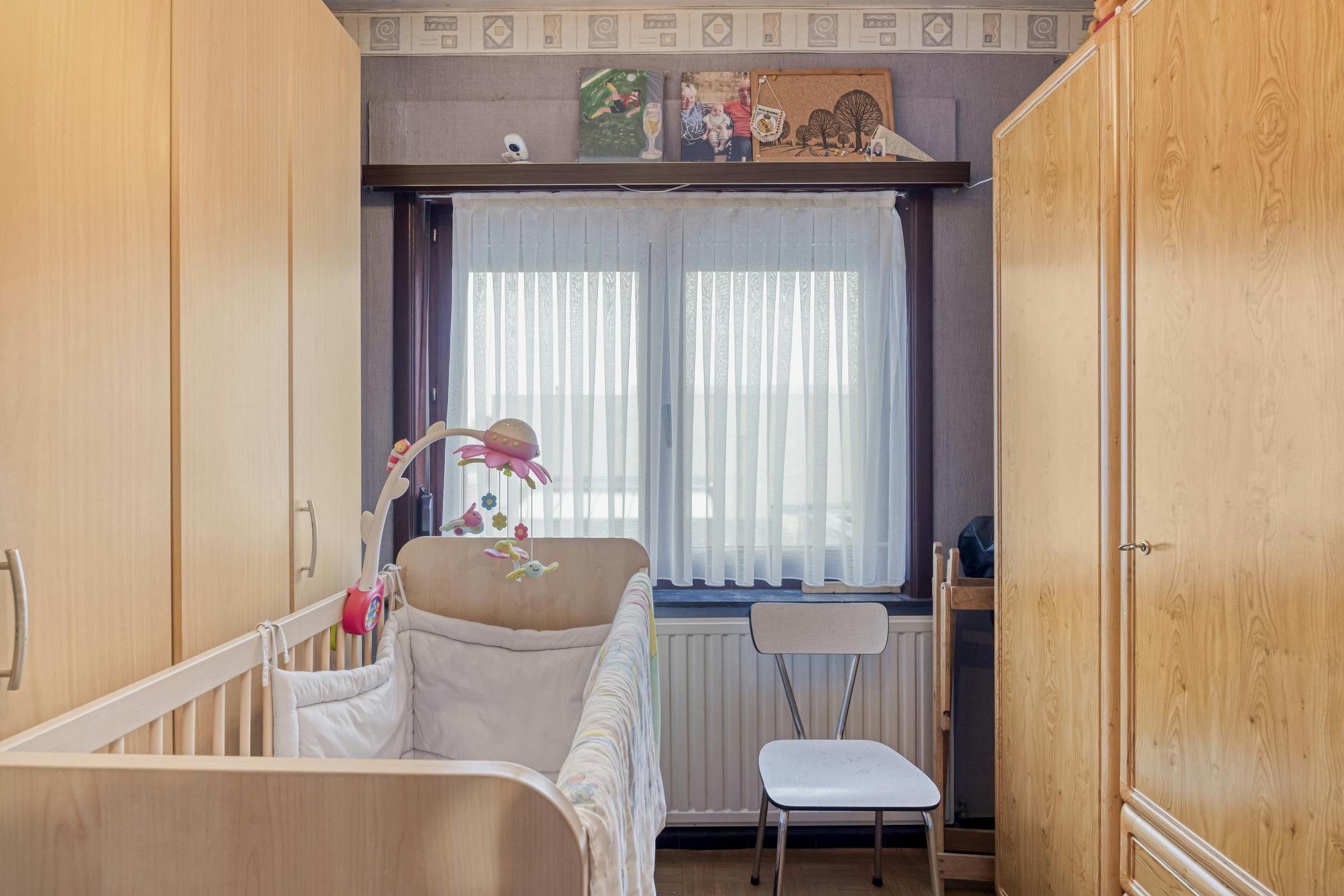 Ruime rijwoning met garage te Willebroek foto 8