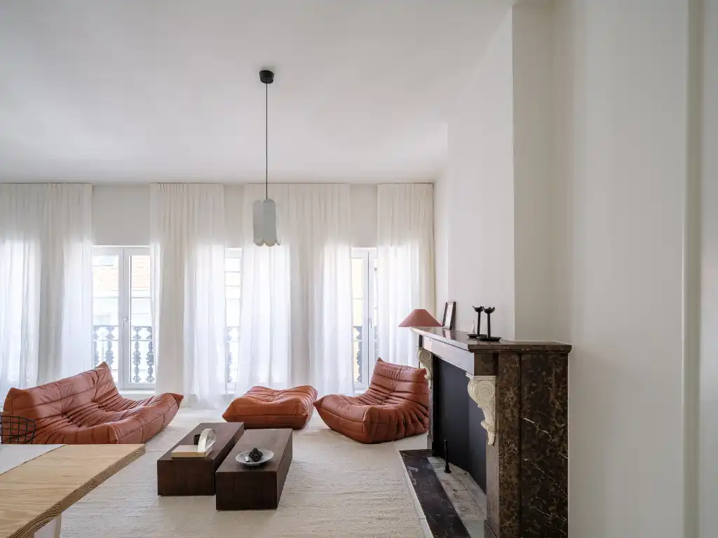 Karaktervol 2-slaapkamer appartement op een toplocatie in het centrum foto 2