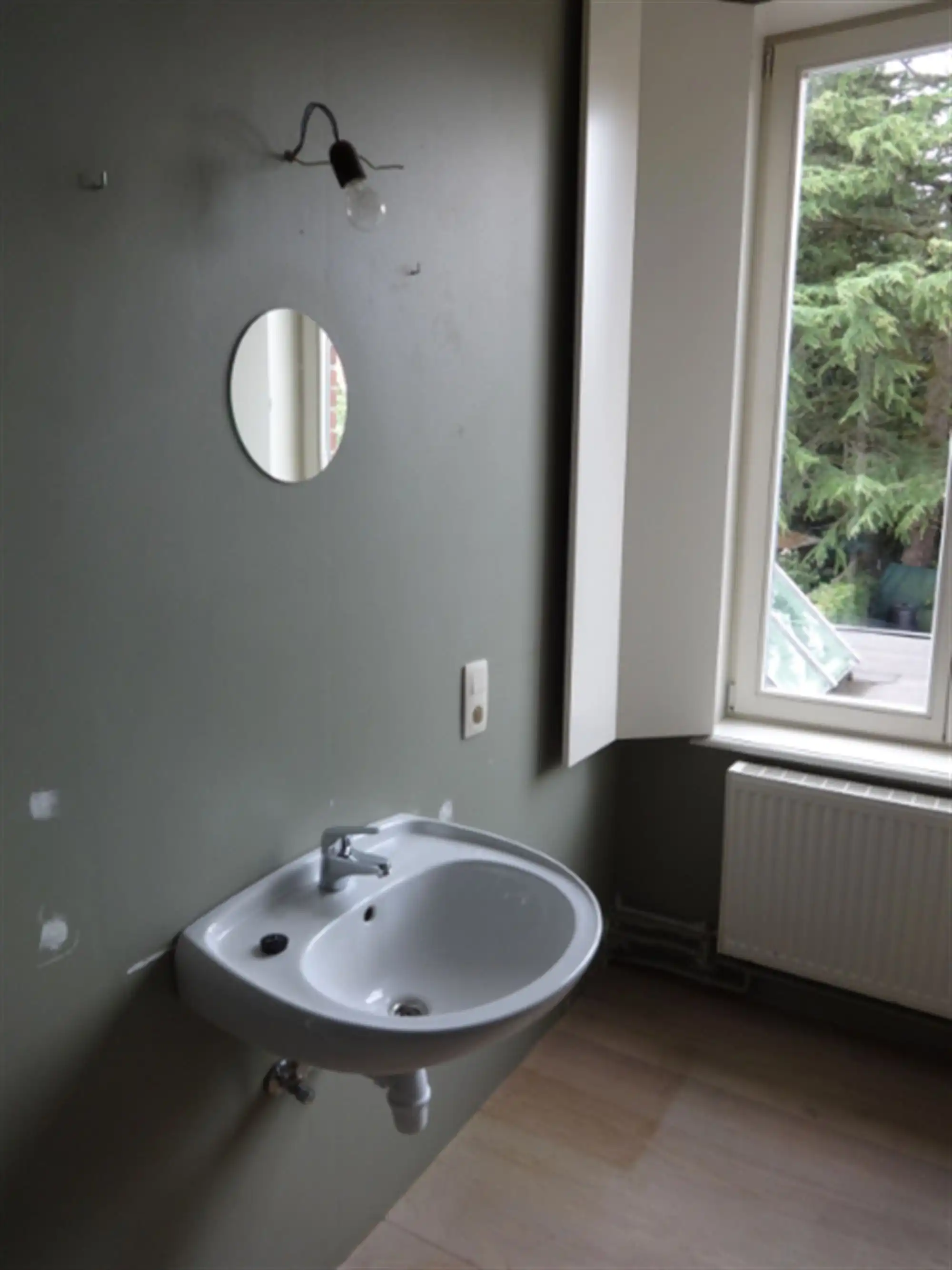 Vernieuwde woning foto 6