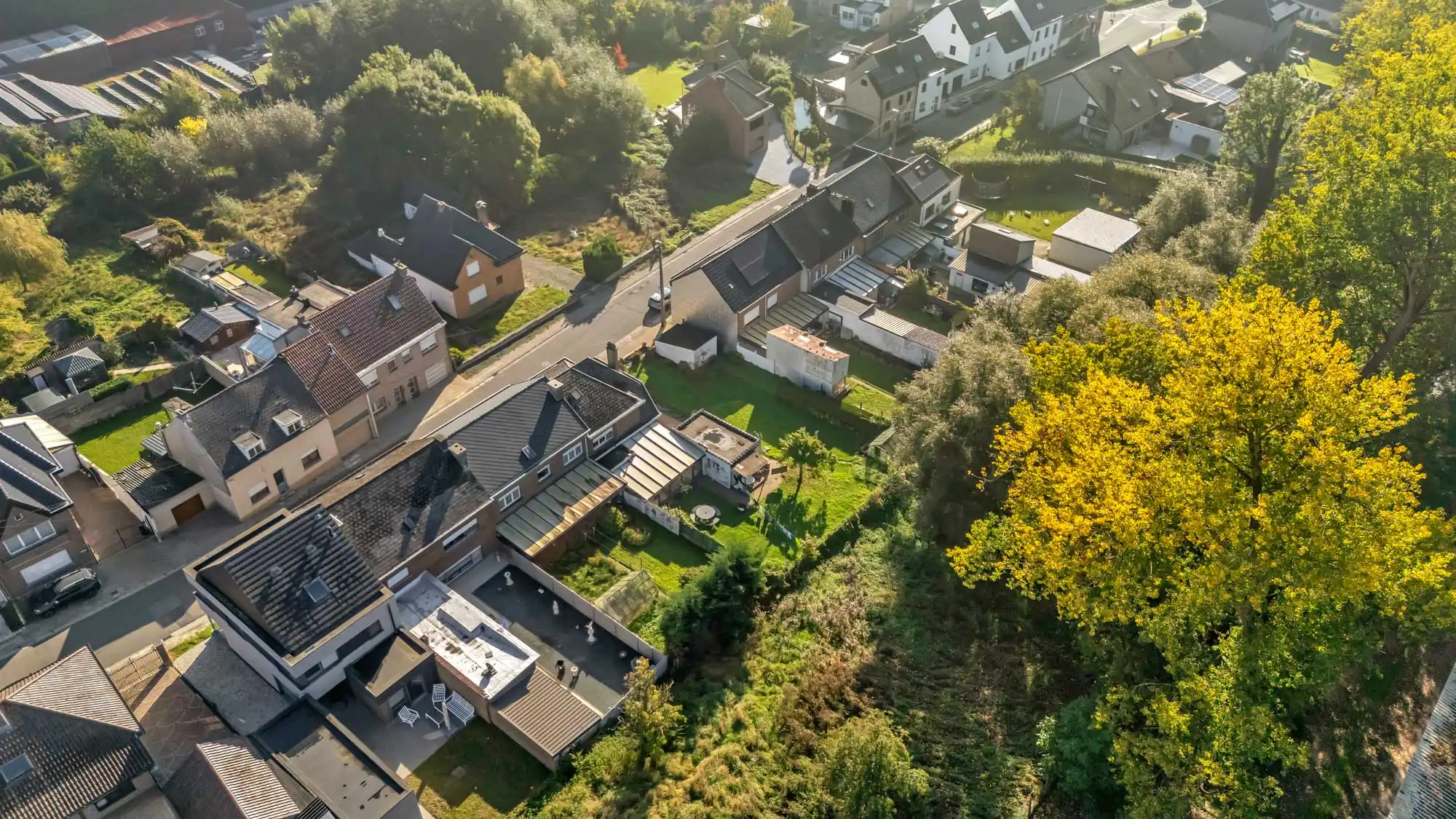 Rustig gelegen bouwgrond voor HOB foto 7