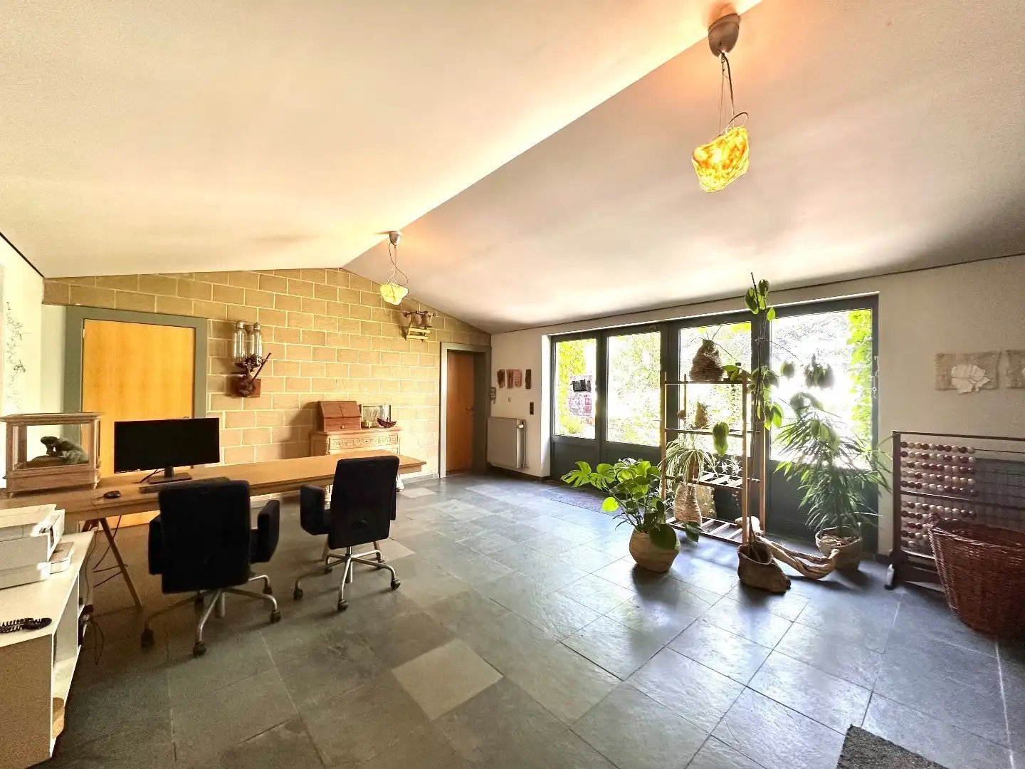 Unieke woning met werkplaats op toplocatie in Tongeren – industrieterrein Overhaam foto 28