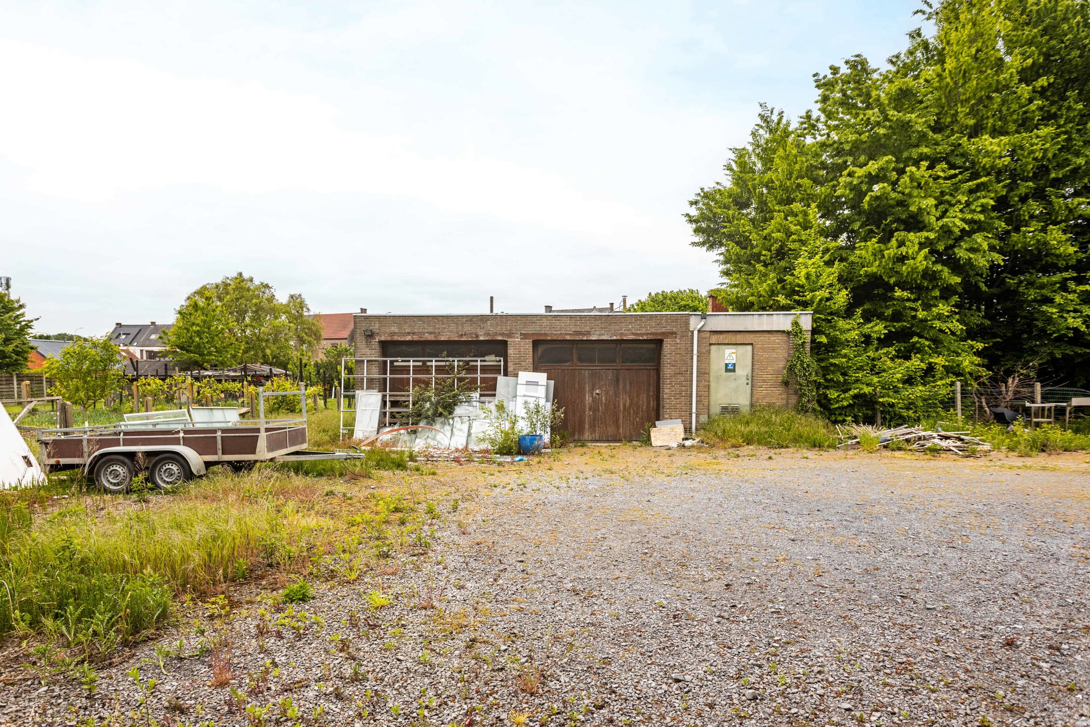 Atelier/loods met bouwgrond en parking in Nederename foto 10