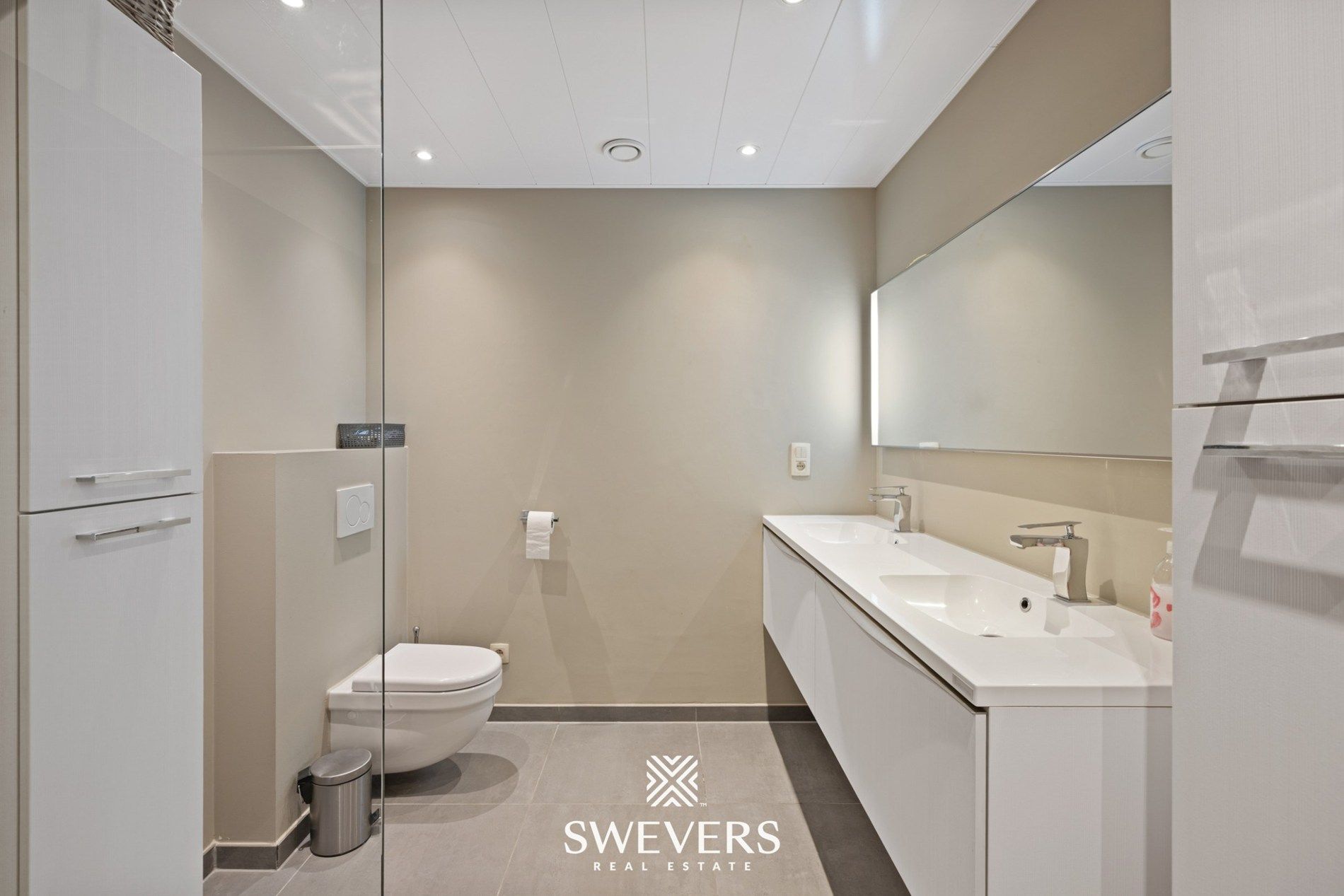 Recente instapklare moderne gezinswoning in Leopoldsburg foto 14