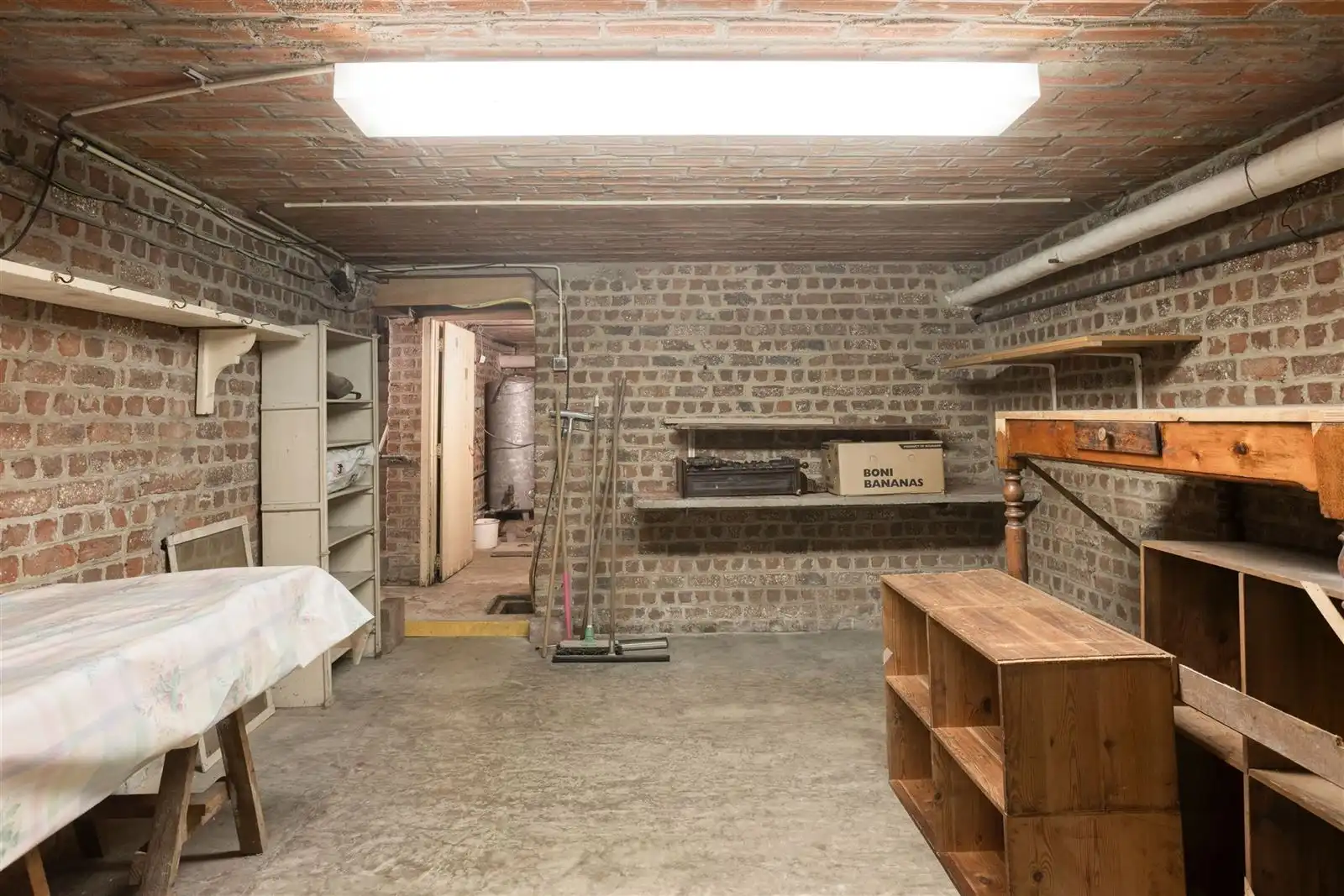 Karaktervolle woning met veel ruimte en potentieel  foto 25