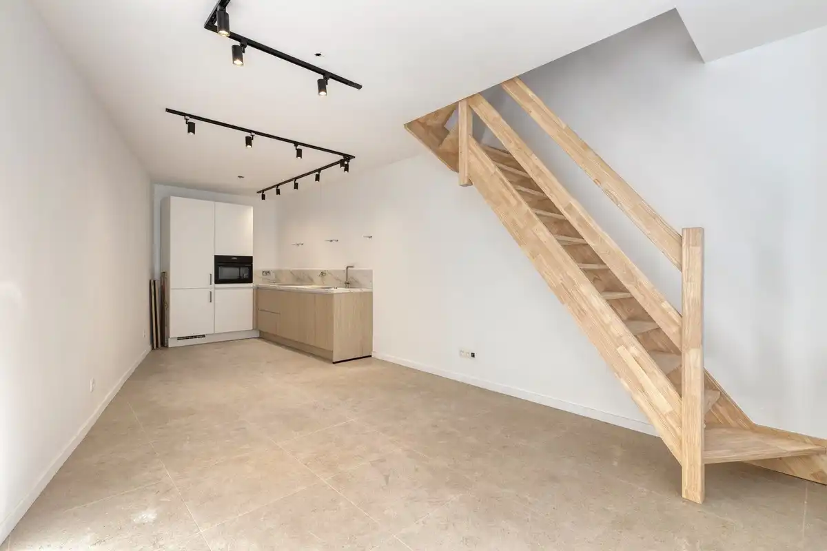 Gezellig gerenoveerd tiny house in het centrum van Sint-Denijs-Westrem foto 2