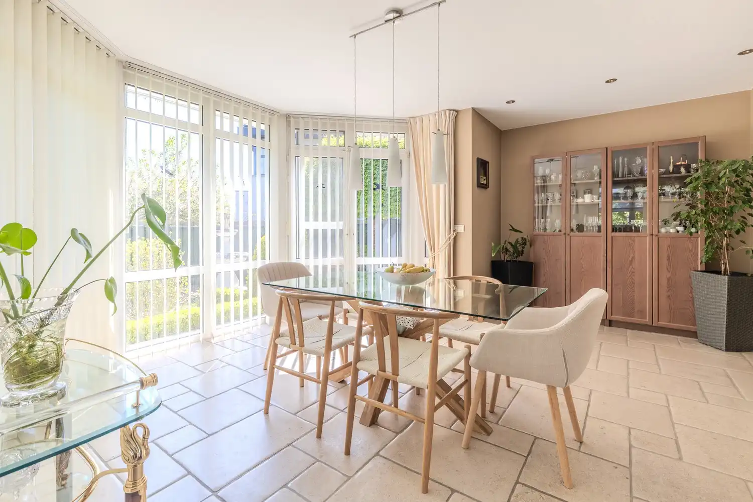 Ruime, instapklare vrijstaande woning met 5 slaapkamers en 3 badkamers in het gezellige Neerharen! foto 12