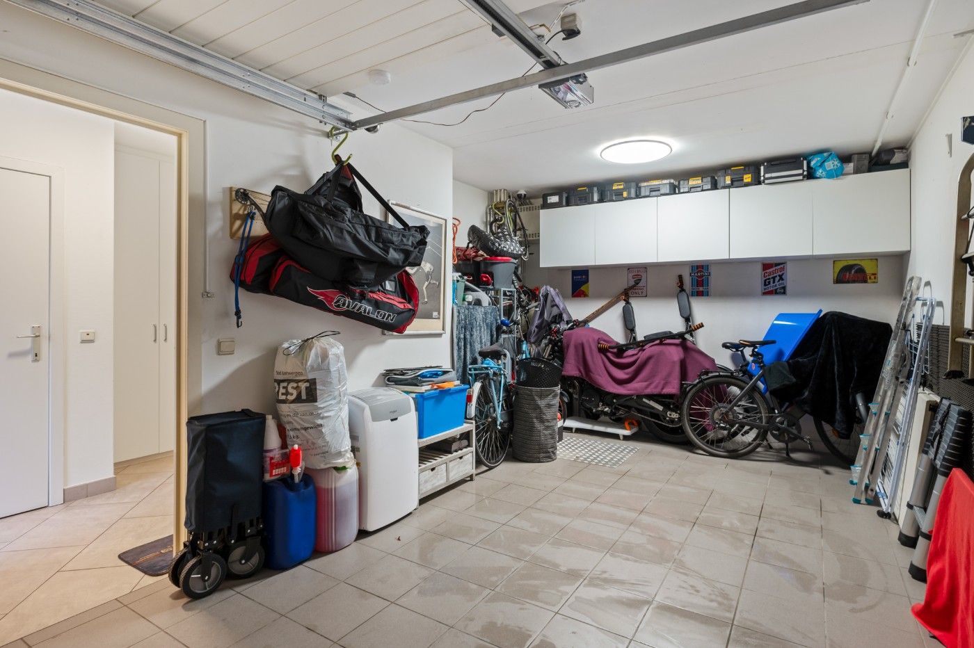 Centraal gelegen, instapklare woning met 2 slpk., inpandige garage en oost-tuintje foto 18