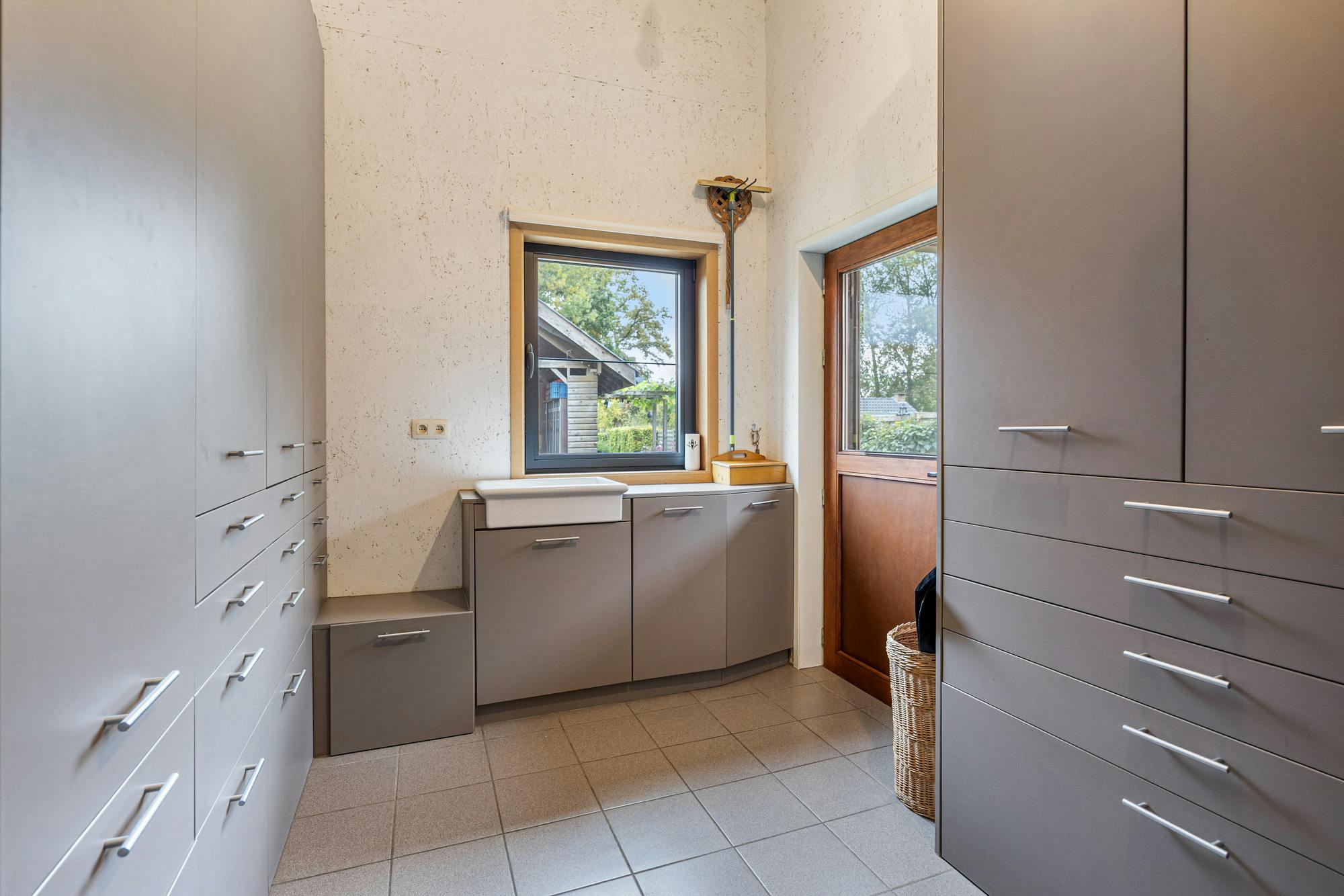 Volledig gerenoveerde gezinswoning op 12 Are te Alken  foto 14