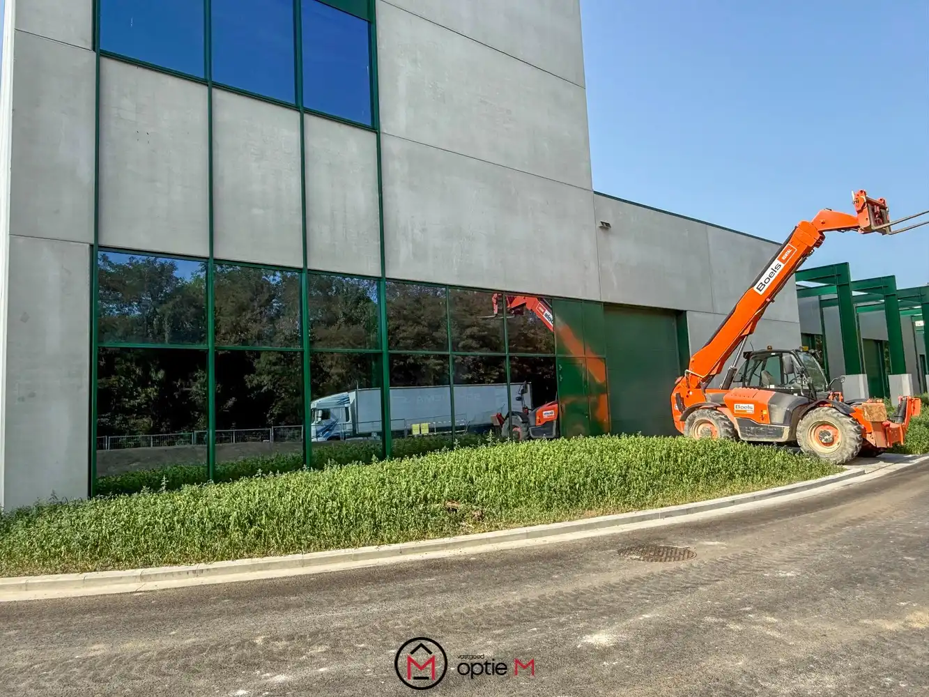 Ruime nieuwbouw KMO-unit foto 3