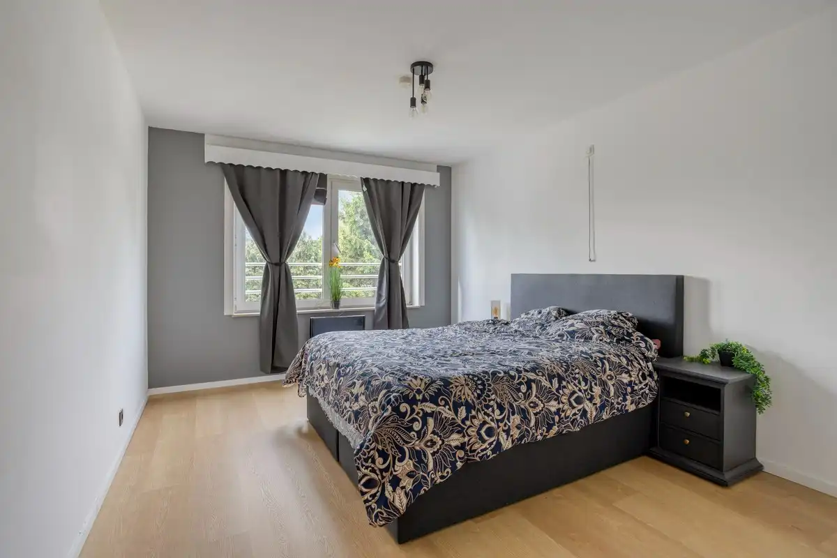 Instapklaar appartement met privé parking + ruime berging/garage foto 4